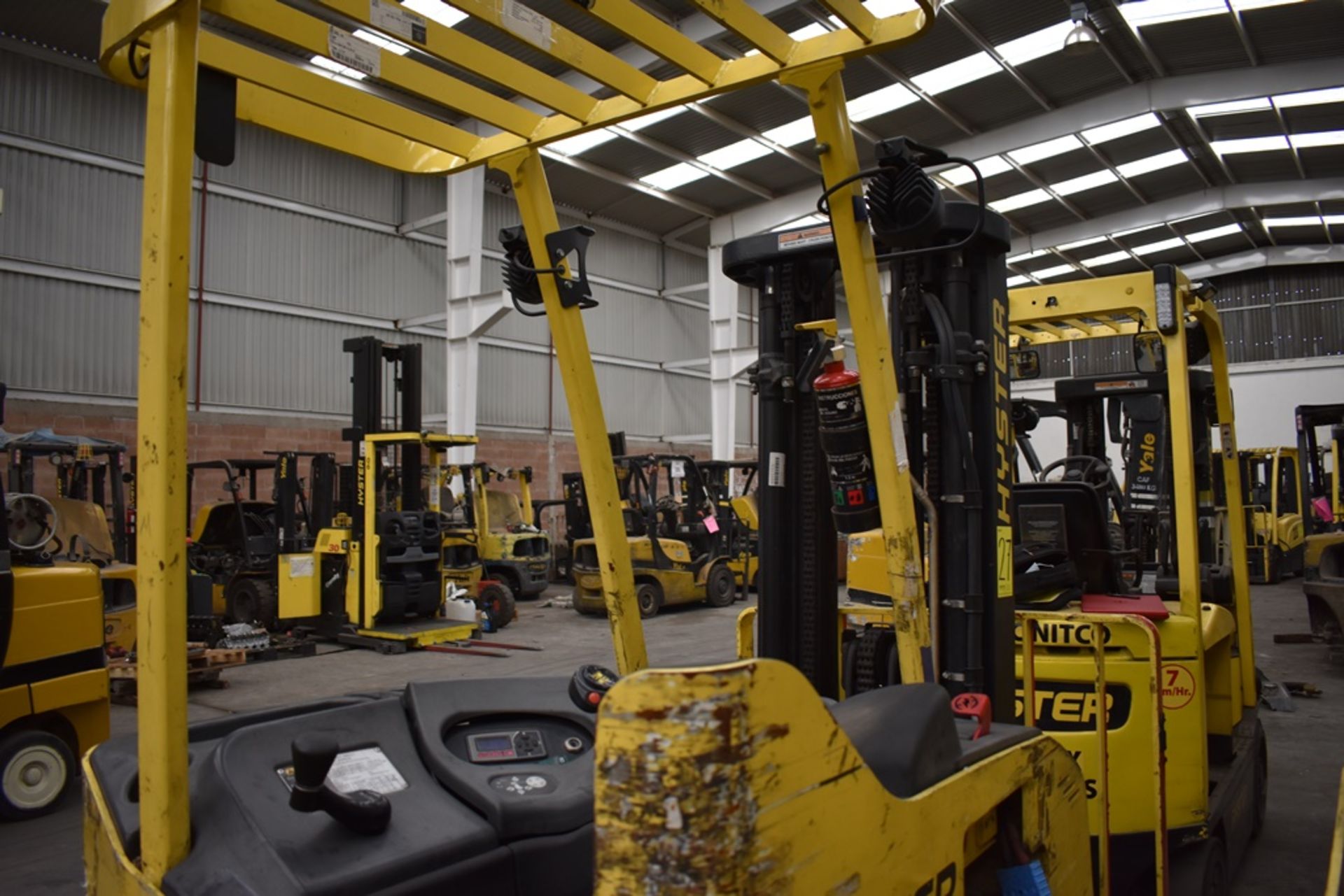 Hyster Electric Forklift, Model E30HSD2-18, S/N B219N02128L, Year 2013, 2900 lb Capacity - Image 7 of 20