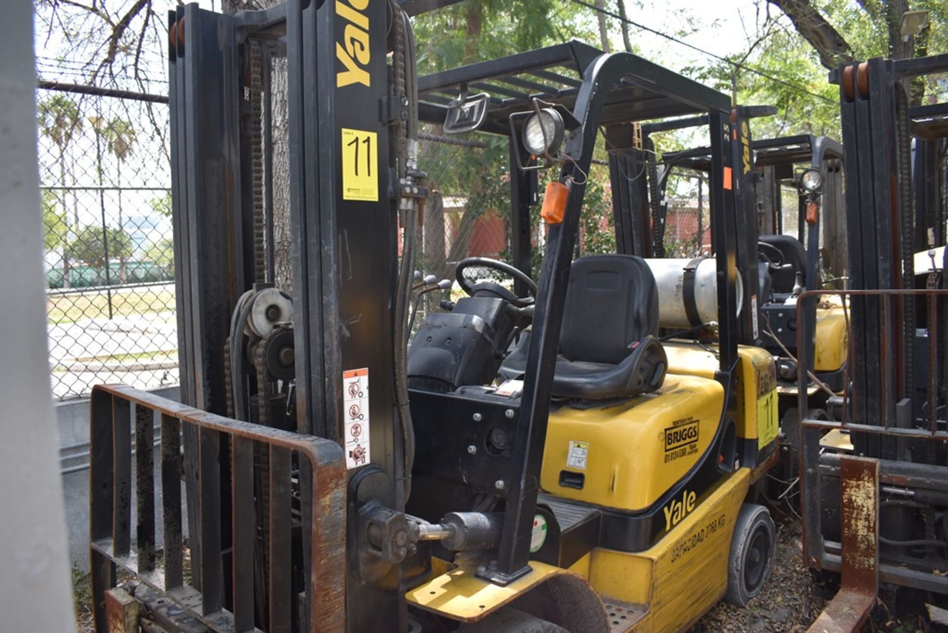 Yale Forklift, Model GTP25MX, S/N D871R02899P, 5000 lb capacity - Image 8 of 48