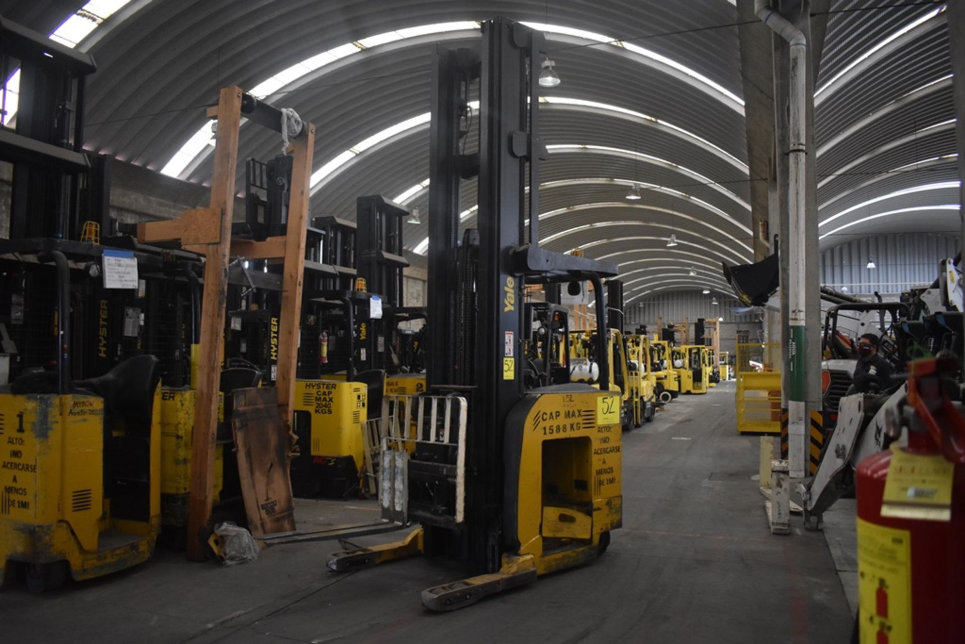 Hyster Electric Forklift, Model NDR035EANL36TE157, S/N C861N03076H, Year 2010, 3500 lb Capacity - Image 2 of 33