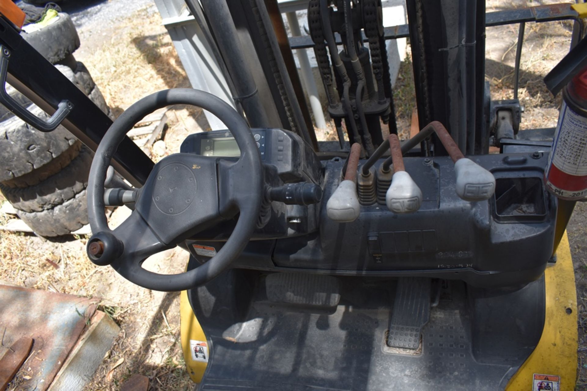 Yale Forklift, Model GTP25MX, S/N D871R02899P, 5000 lb capacity - Image 22 of 48