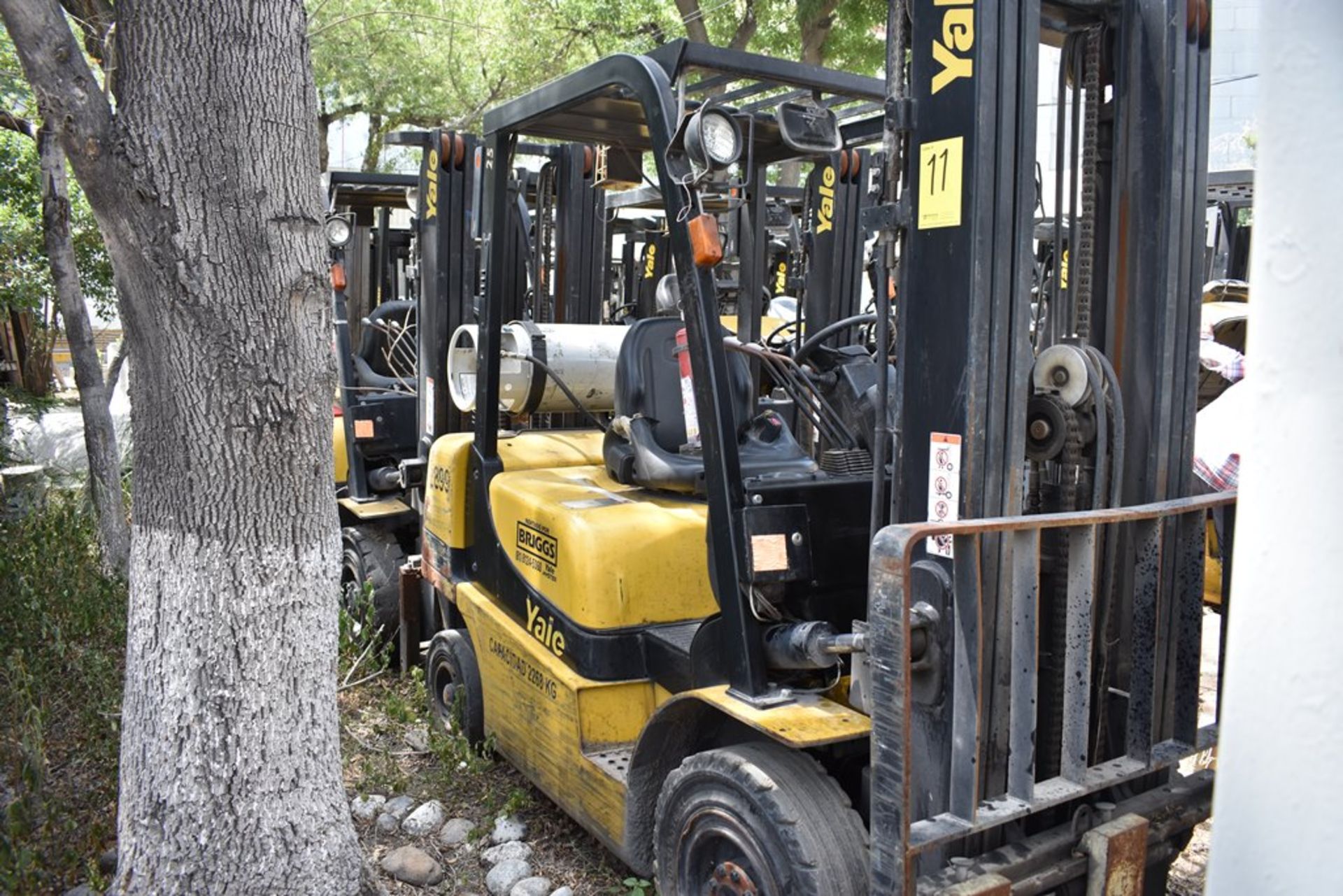 Yale Forklift, Model GTP25MX, S/N D871R02899P, 5000 lb capacity - Image 10 of 48