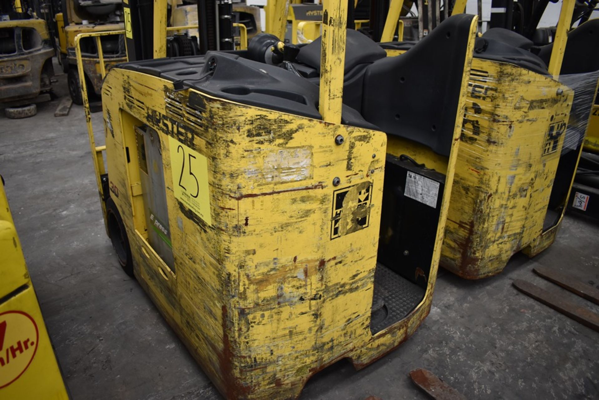 Hyster Electric Forklift, Model E30HSD3-18, S/N C219N01659N, 2850 lb Capacity - Image 11 of 22