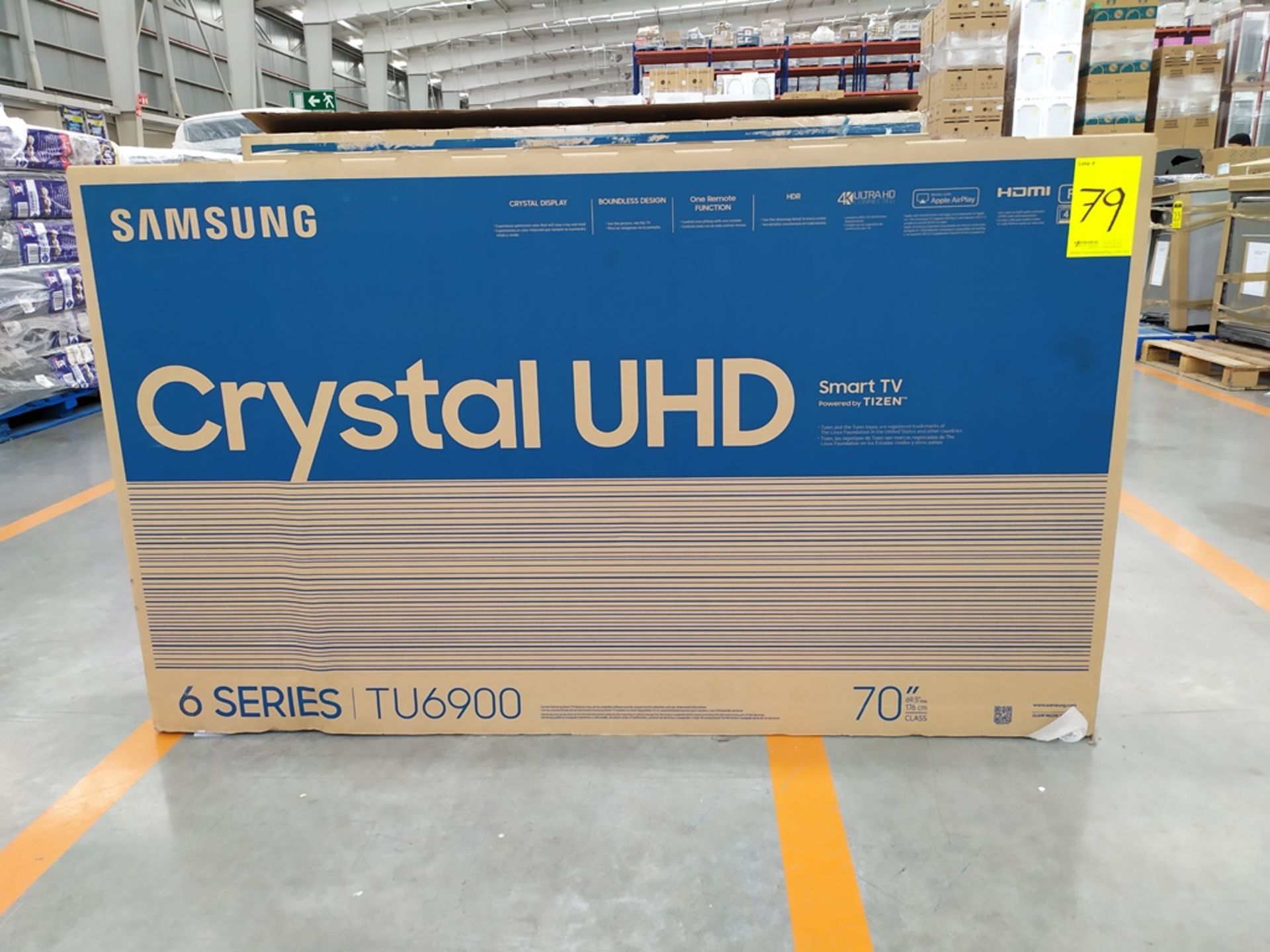 Pantalla Smart TV Marca Samsung De 70" 6 Series Modelo TU6900 No De Serie 0AWE3CDR100206 - Image 2 of 10