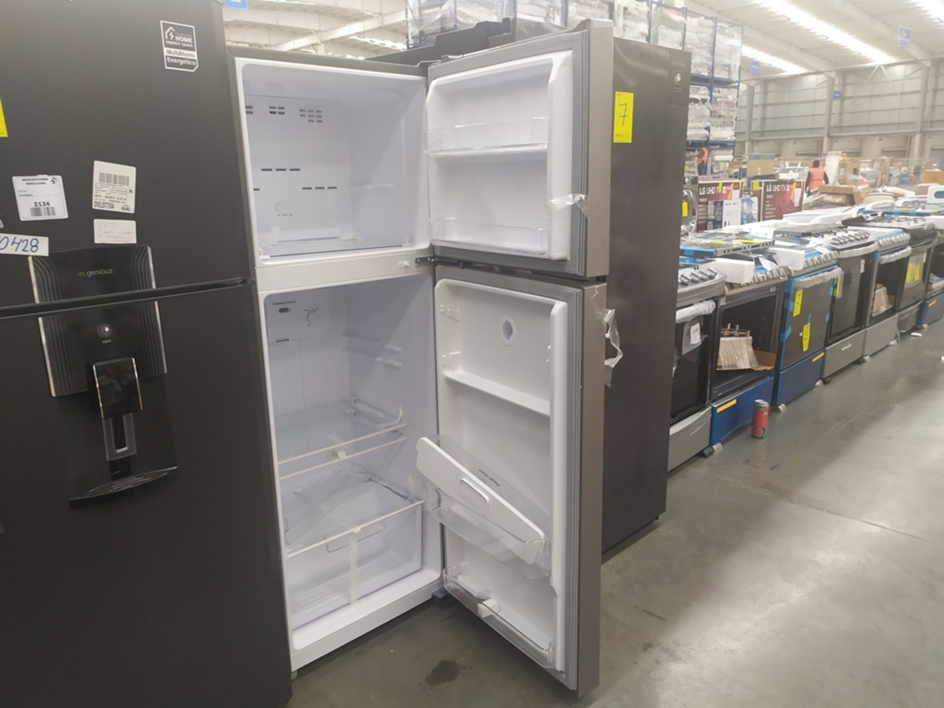 3 Refrigeradores, uno Marca Mabe, Modelo RME360FD, Serie 2106B508051, Color Negro con dispensador d - Image 12 of 15