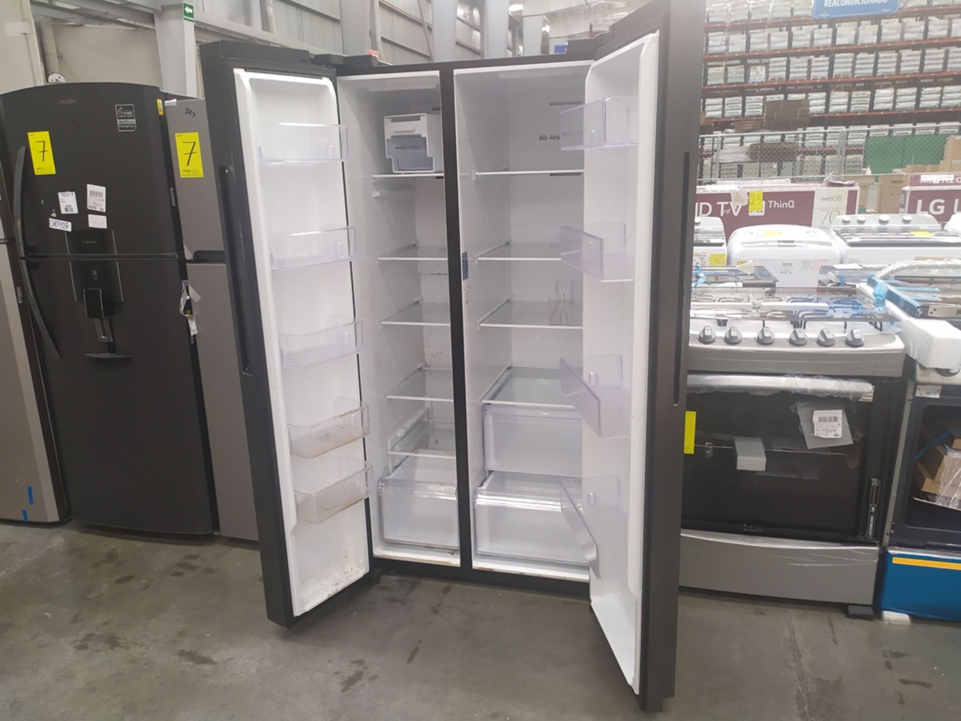 3 Refrigeradores, uno Marca Mabe, Modelo RME360FD, Serie 2106B508051, Color Negro con dispensador d - Image 14 of 15