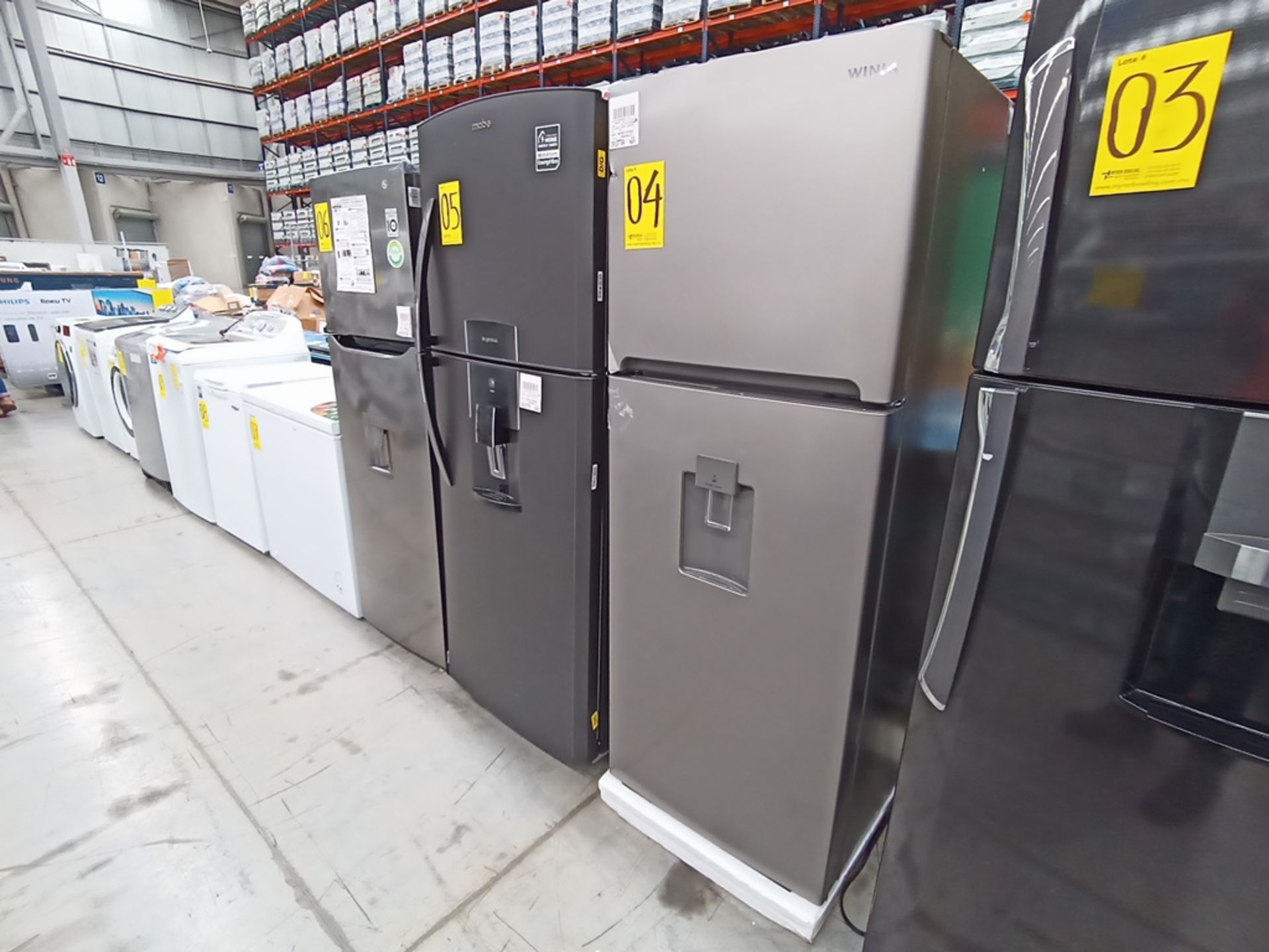 1 Refrigerador con dispensador de agua, Marca Winia, Modelo DFR-32210GMX, Serie MR217N10140659, Col - Image 4 of 10