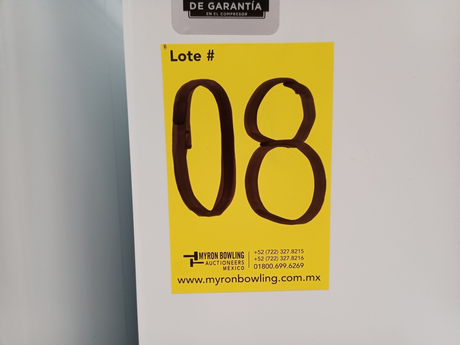 1 Congelador, Marca Whirlpool, Modelo WC05018Q, Serie UT04217949, Color Blanco, Golpeado, LB-351561 - Image 10 of 10