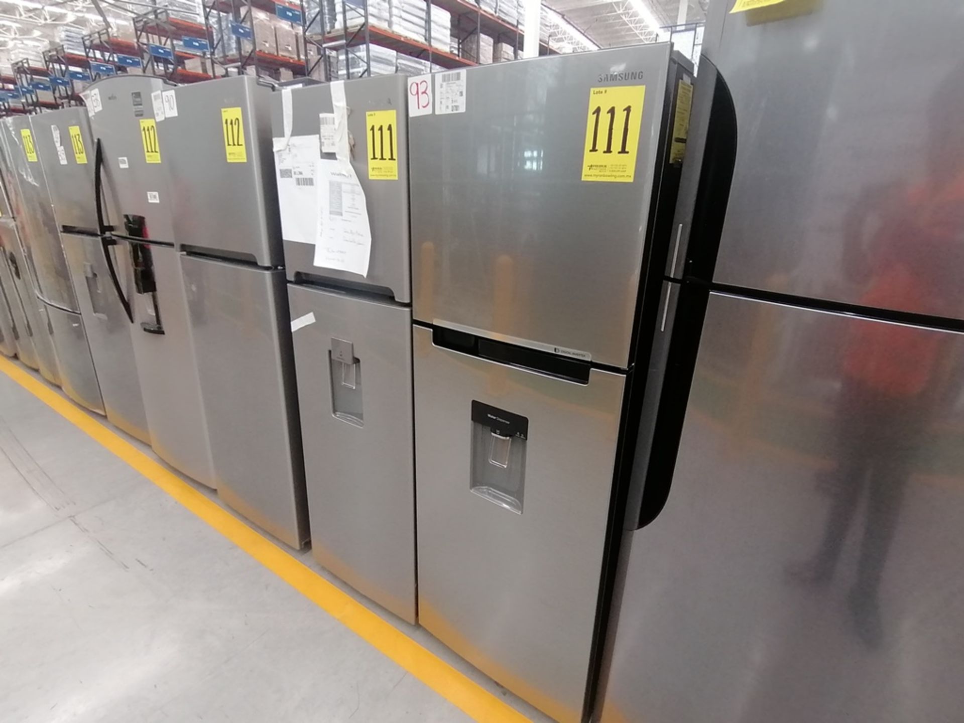 Lote de 2 Refrigeradores contiene: 1 Refrigerador con dispensador de agua, Marca Samsung, Modelo RT - Image 4 of 15