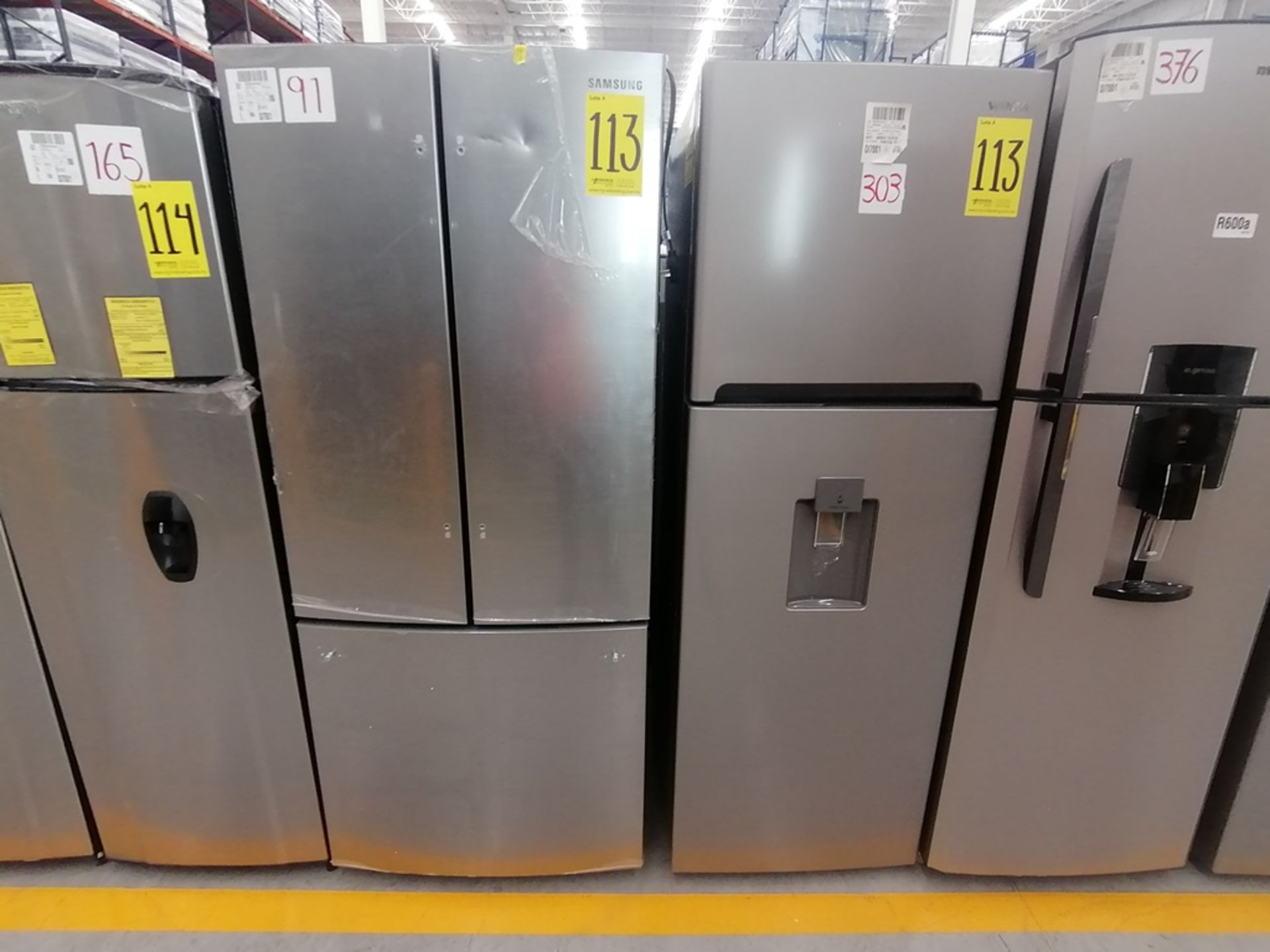 Lote de 2 Refrigeradores contiene: 1 Refrigerador con dispensador de agua, Marca Winia, Modelo DFR- - Image 5 of 15