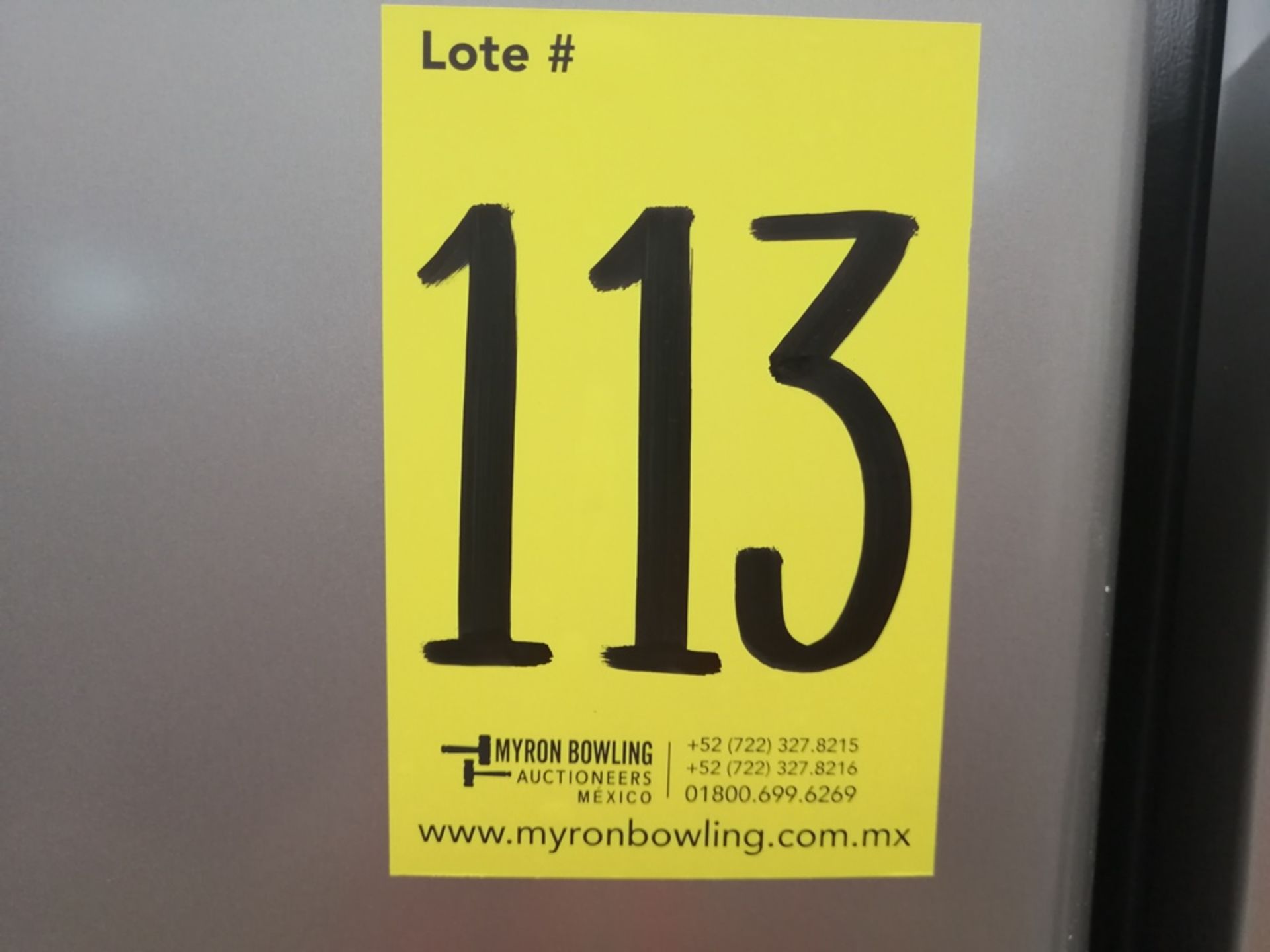 Lote de 2 Refrigeradores contiene: 1 Refrigerador con dispensador de agua, Marca Winia, Modelo DFR- - Image 15 of 15