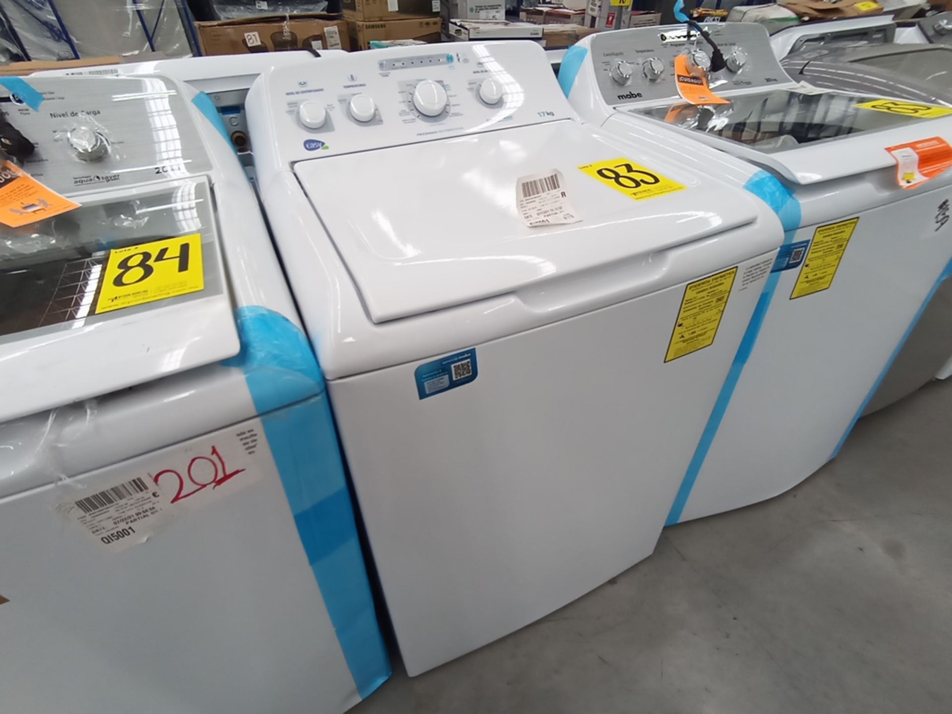 Lote de 3 Lavadoras contiene: 1 Lavadora de 18KG, Marca Winia, Modelo DWF-DG361AGG1, Serie MW218N02