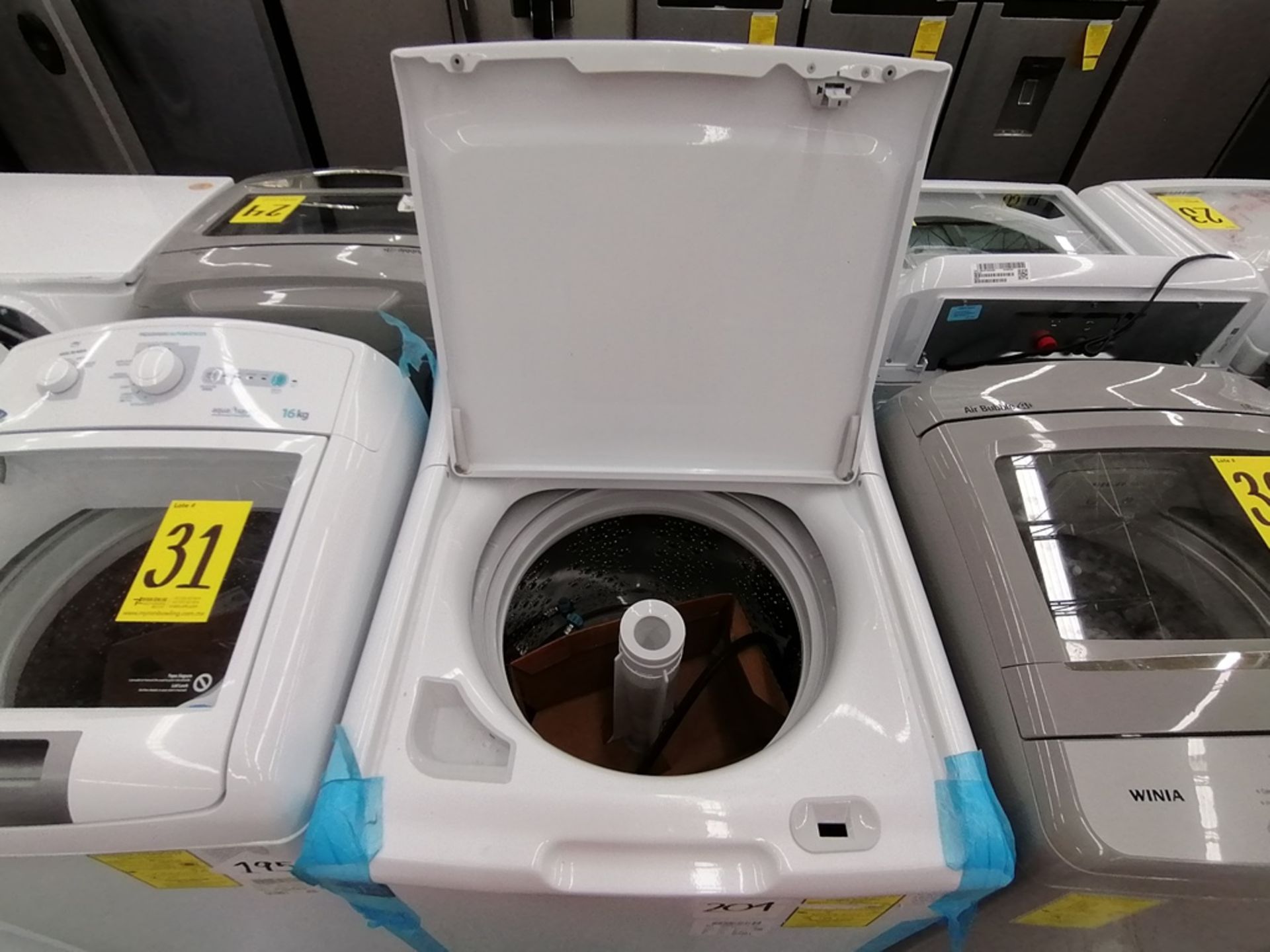 Lote de 3 lavadoras contiene: 1 Lavadora de 17KG, Marca Easy, Modelo LEA77114CBAB03, Serie 2105S552 - Image 29 of 30