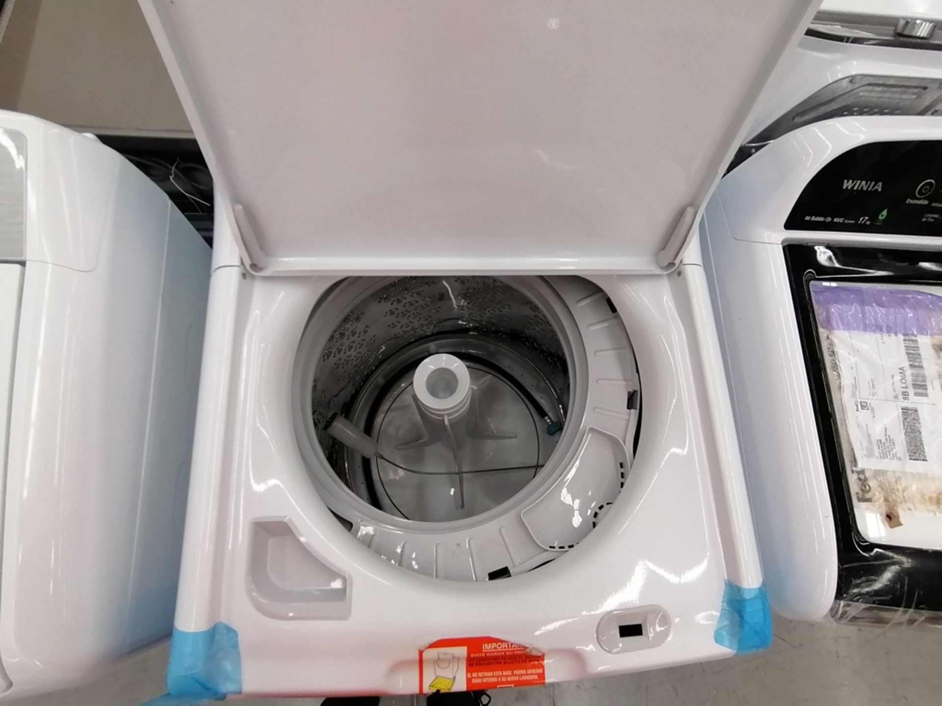 Lote de 3 lavadoras contiene: 1 Lavadora de 16KG, Marca Mabe, Modelo LMA46102VBAB02, Serie 2108S802 - Image 11 of 29
