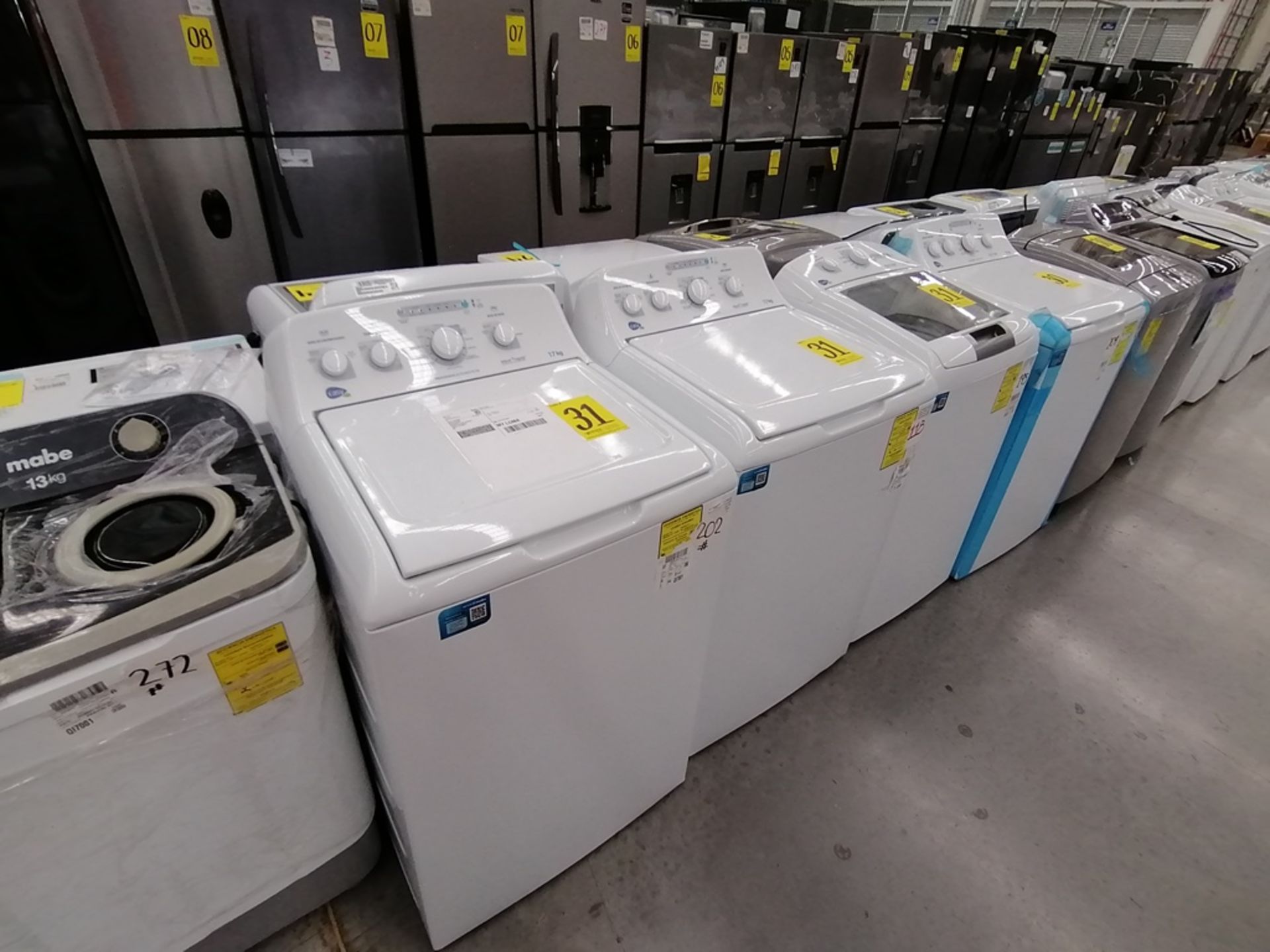 Lote de 3 lavadoras contiene: 1 Lavadora de 17KG, Marca Easy, Modelo LEA77114CBAB03, Serie 2105S522