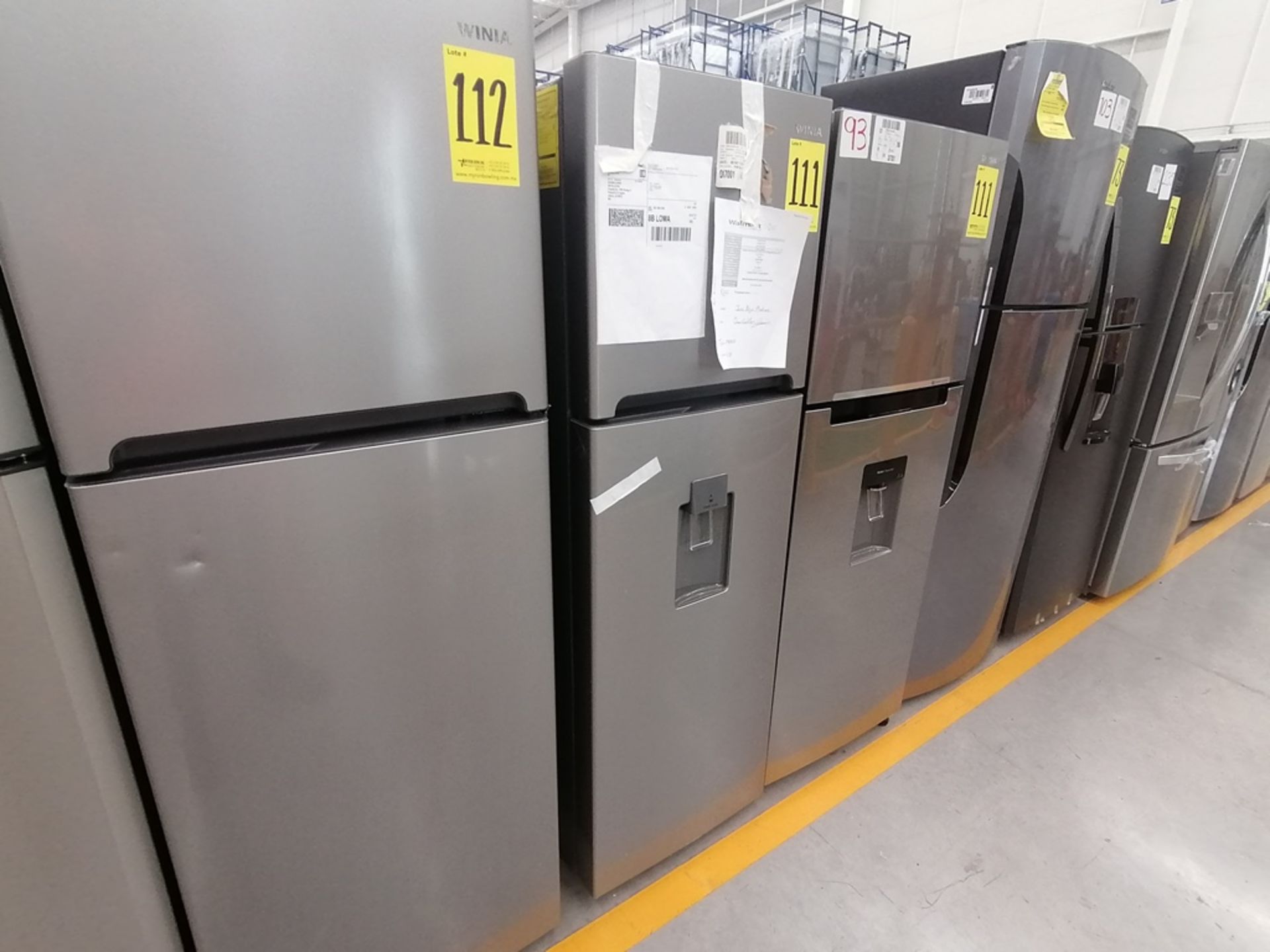 Lote de 2 Refrigeradores contiene: 1 Refrigerador con dispensador de agua, Marca Samsung, Modelo RT - Image 2 of 15