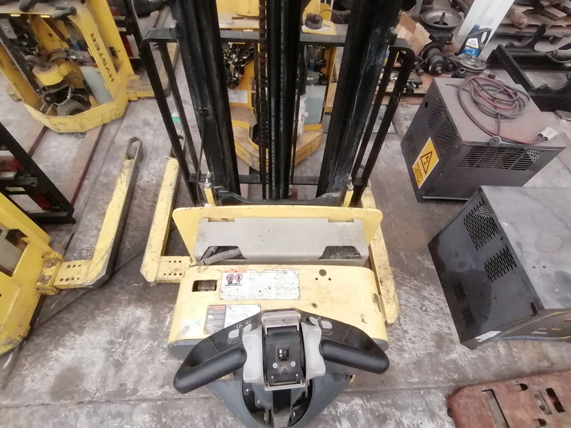 (2) Hyster Electric Pallet Truck, model 15W25ZA2 y W25ZA2 - Image 26 of 98