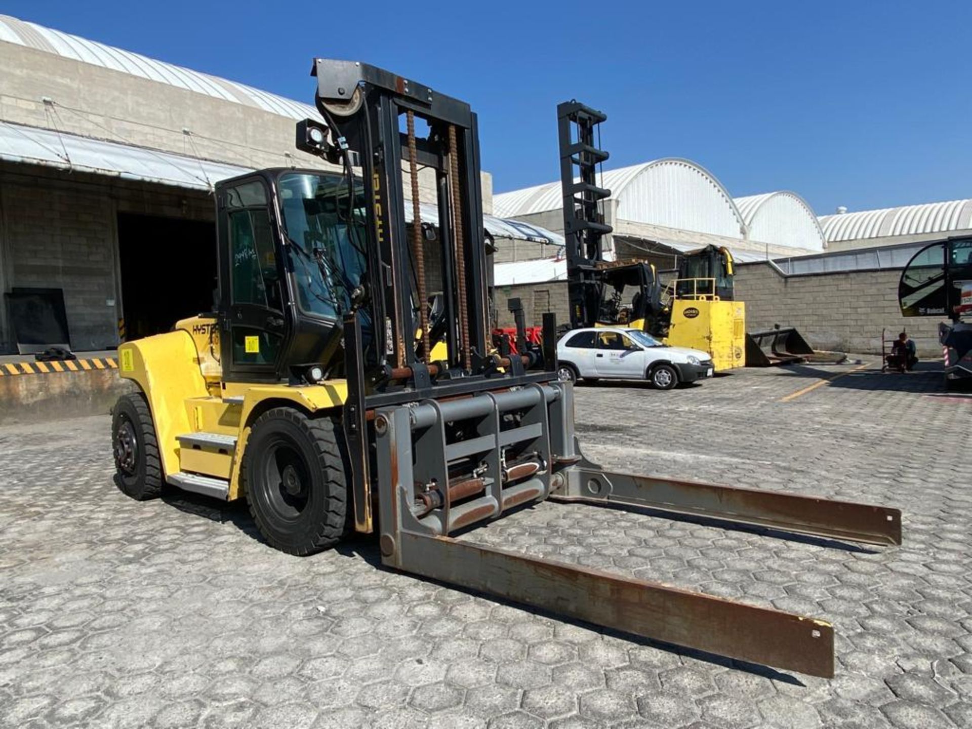 Hyster Forklift, model H210HD2, year 2017, 19,100 lb capacity, 2450 hours - Image 19 of 131