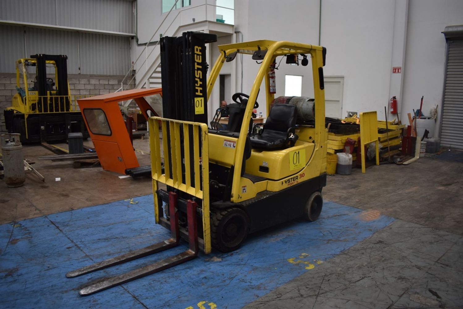Forklifts! - More than 70 Yale and Hyster Models and much more!!