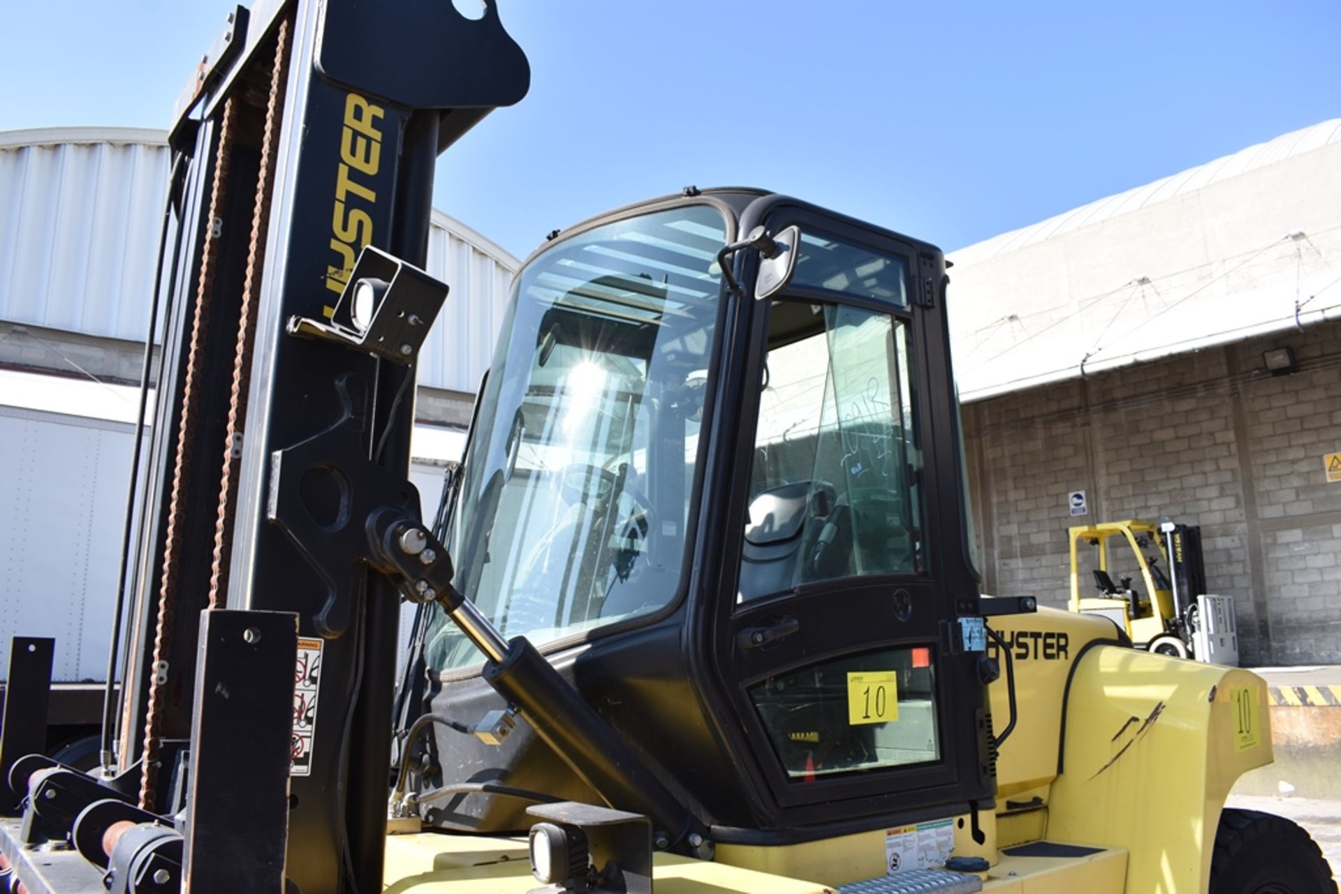 Hyster Forklift, model H210HD2, year 2017, 19,100 lb capacity, 2450 hours - Image 63 of 131