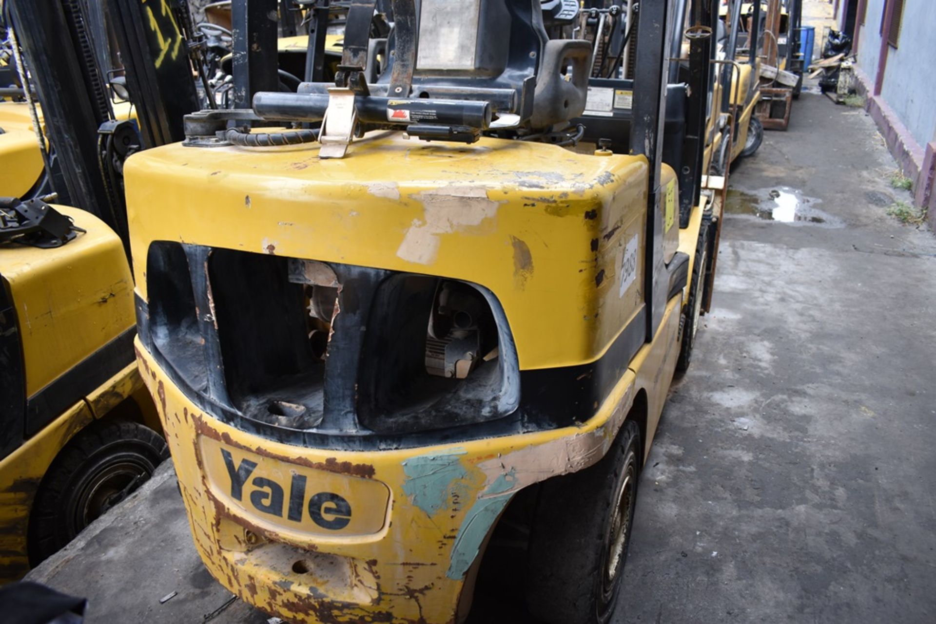 Yale Forklift, model GLP060VXNDAE087, year 2017, 5750 lb capacity - Image 8 of 41