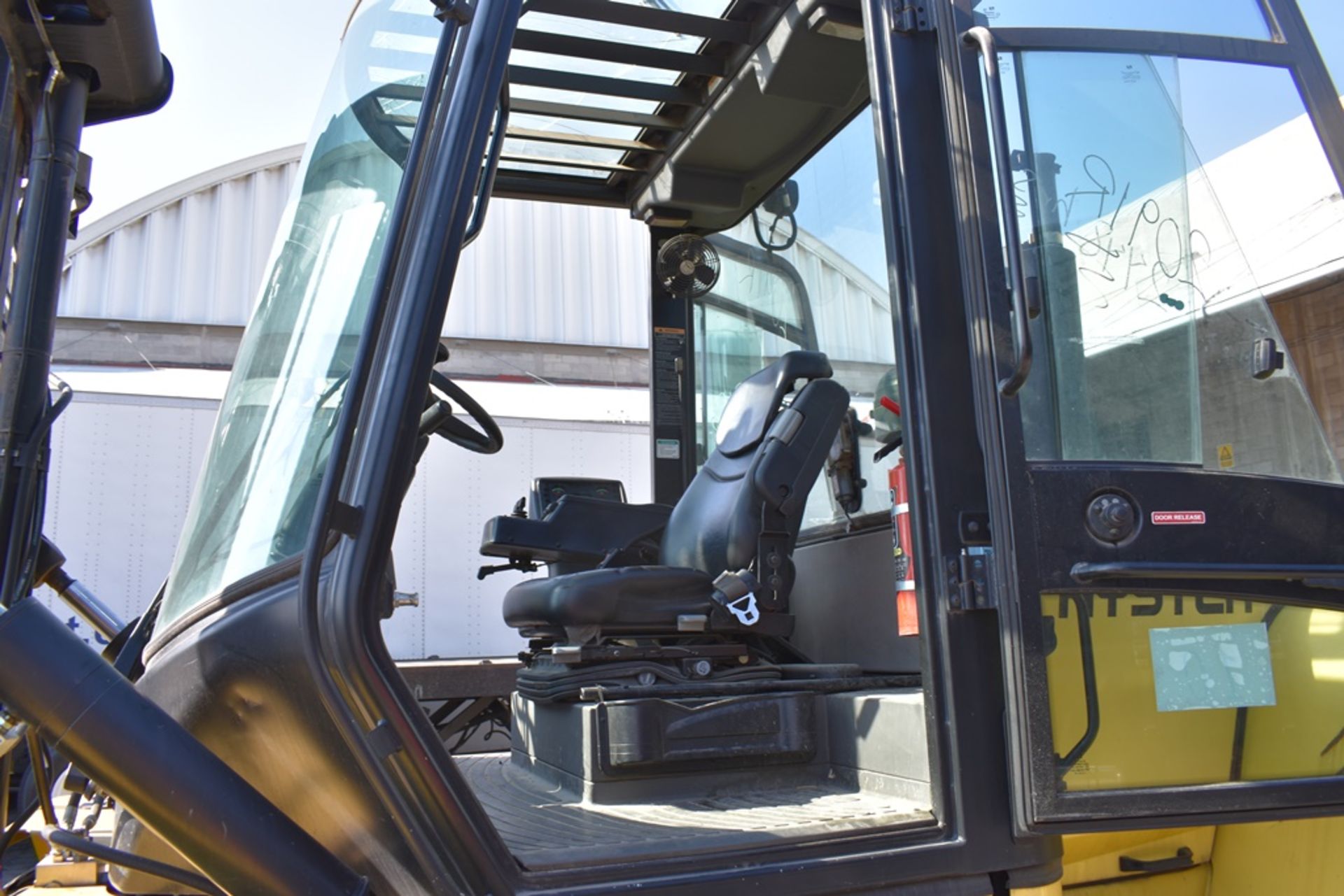 Hyster Forklift, model H210HD2, year 2017, 19,100 lb capacity, 2450 hours - Image 71 of 131