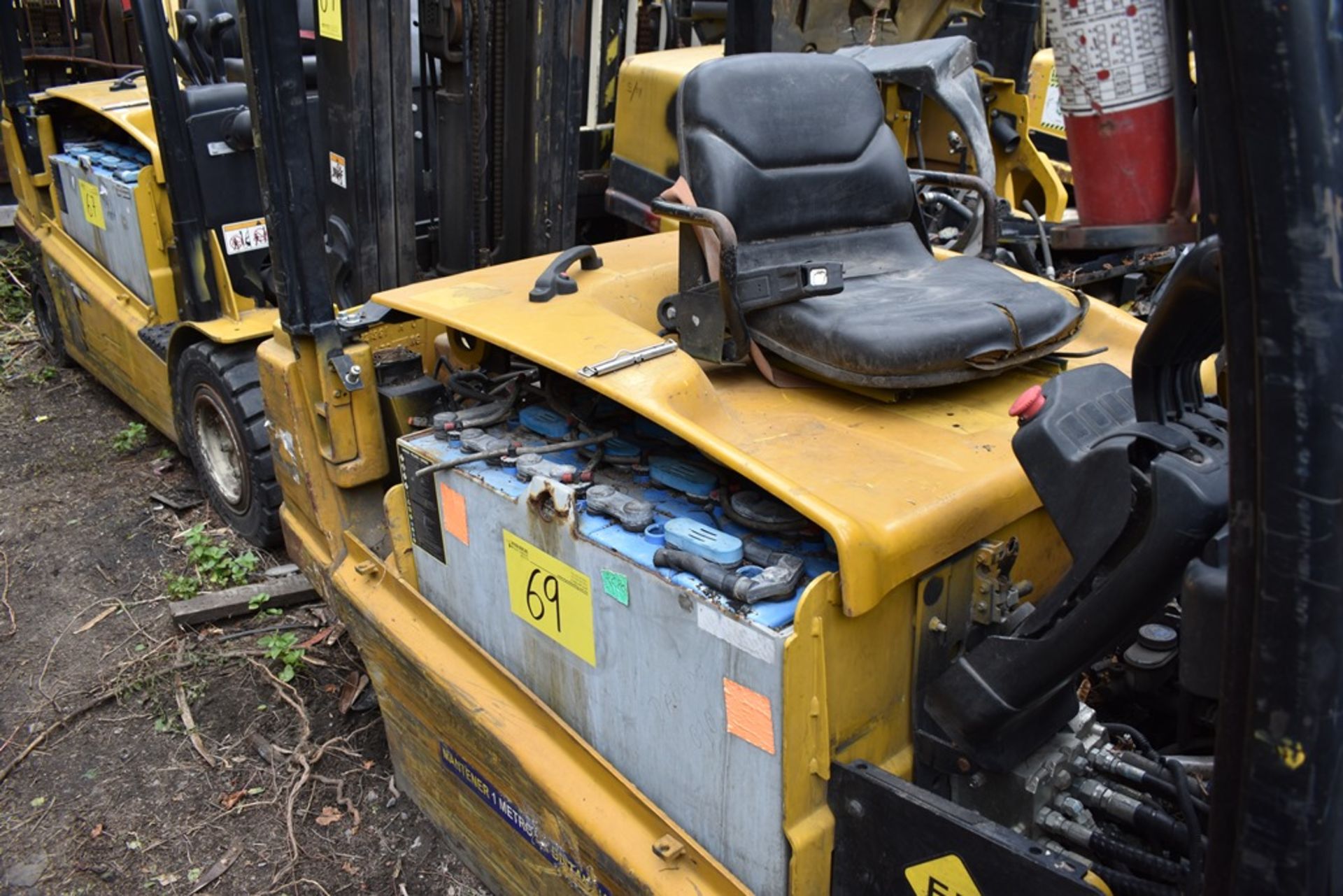 (2) 2016 Yale Forklift, 5700 lb capacity - Image 22 of 73