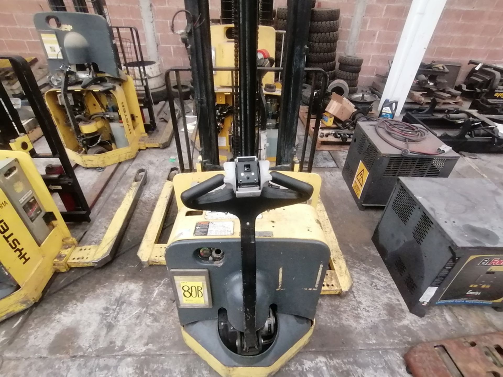 (2) Hyster Electric Pallet Truck, model 15W25ZA2 y W25ZA2 - Image 23 of 98