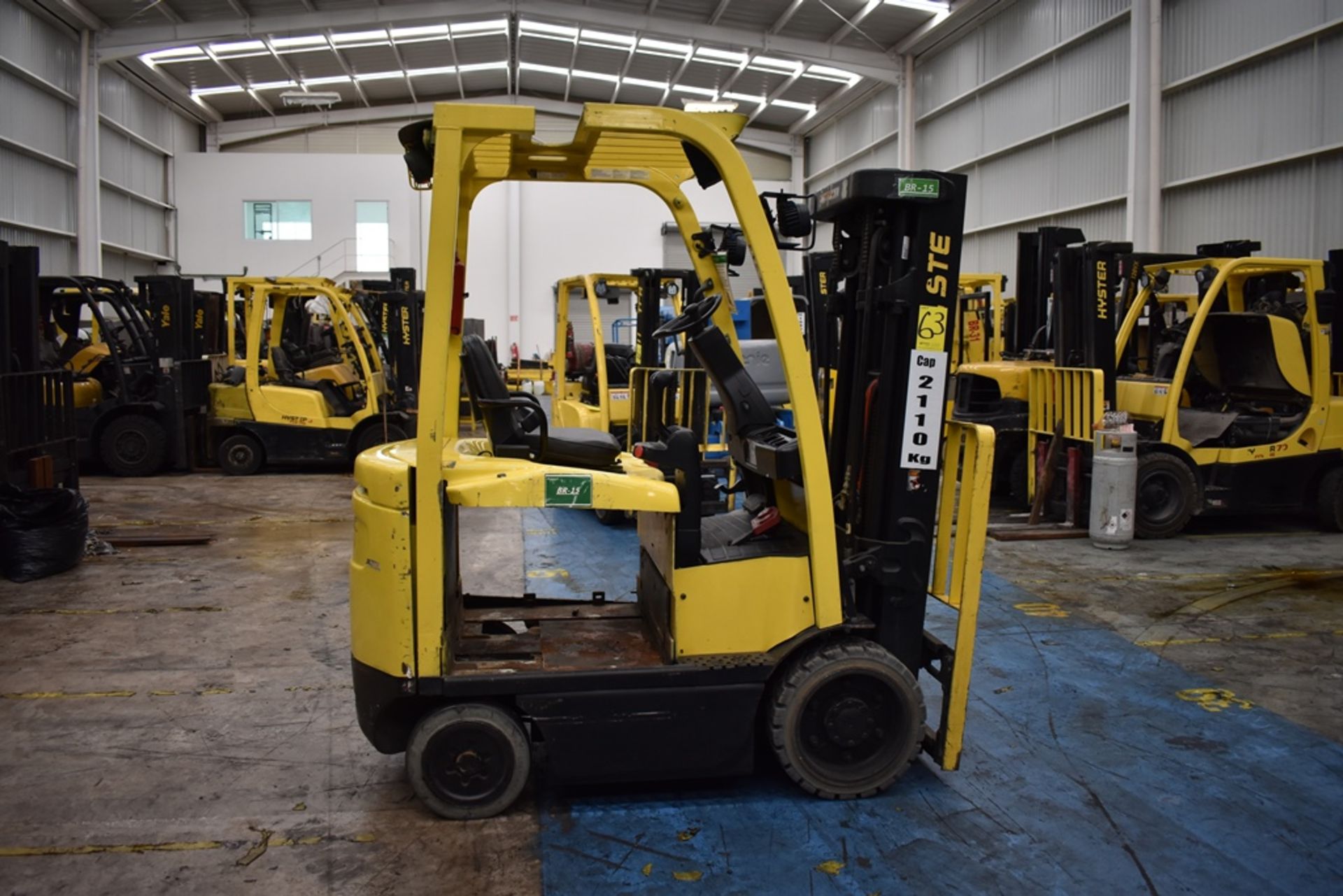Hyster electric Forklift, model E50XN-27, capacity 4800 lb - Image 9 of 44