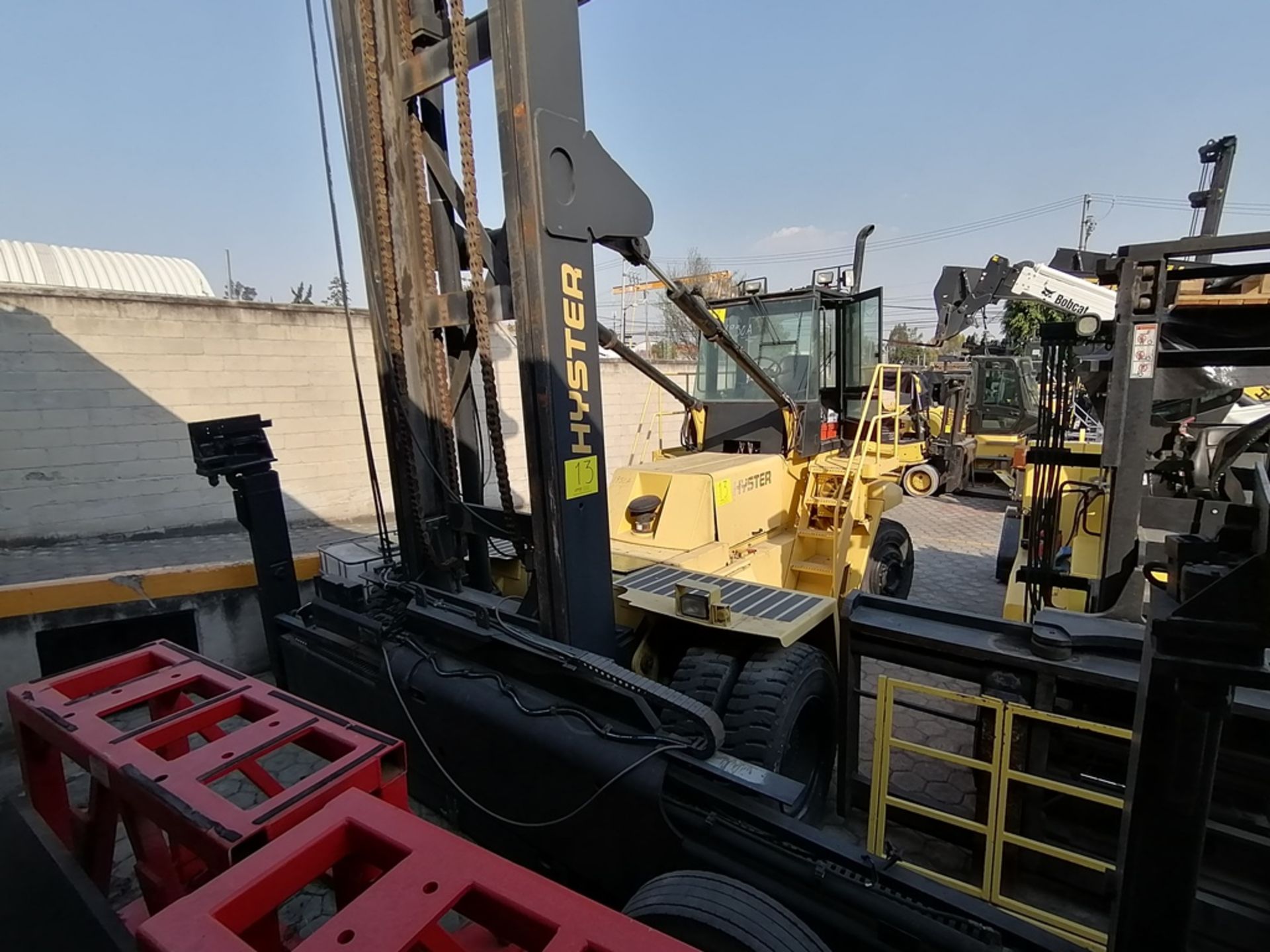 2003 Hyster Container handler, model H400H-ECH, 8,700 lb capacity