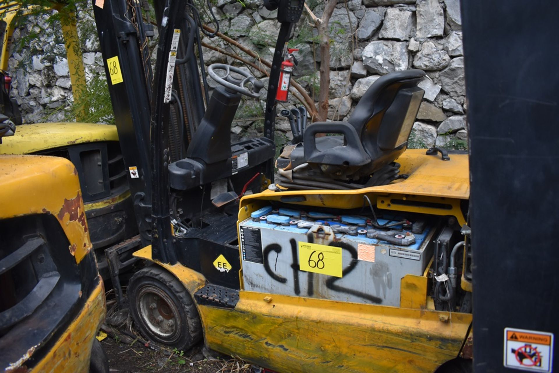 Yale electric Forklift, model ERP060VLE80TE091, 5700 lb capacity - Image 8 of 34