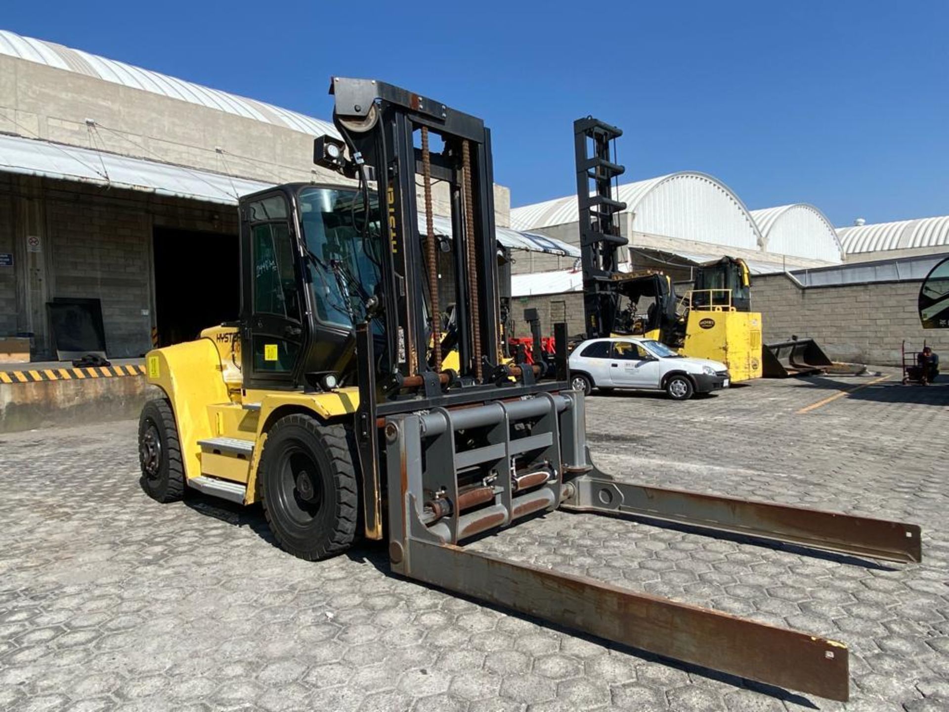 Hyster Forklift, model H210HD2, year 2017, 19,100 lb capacity, 2450 hours - Image 20 of 131