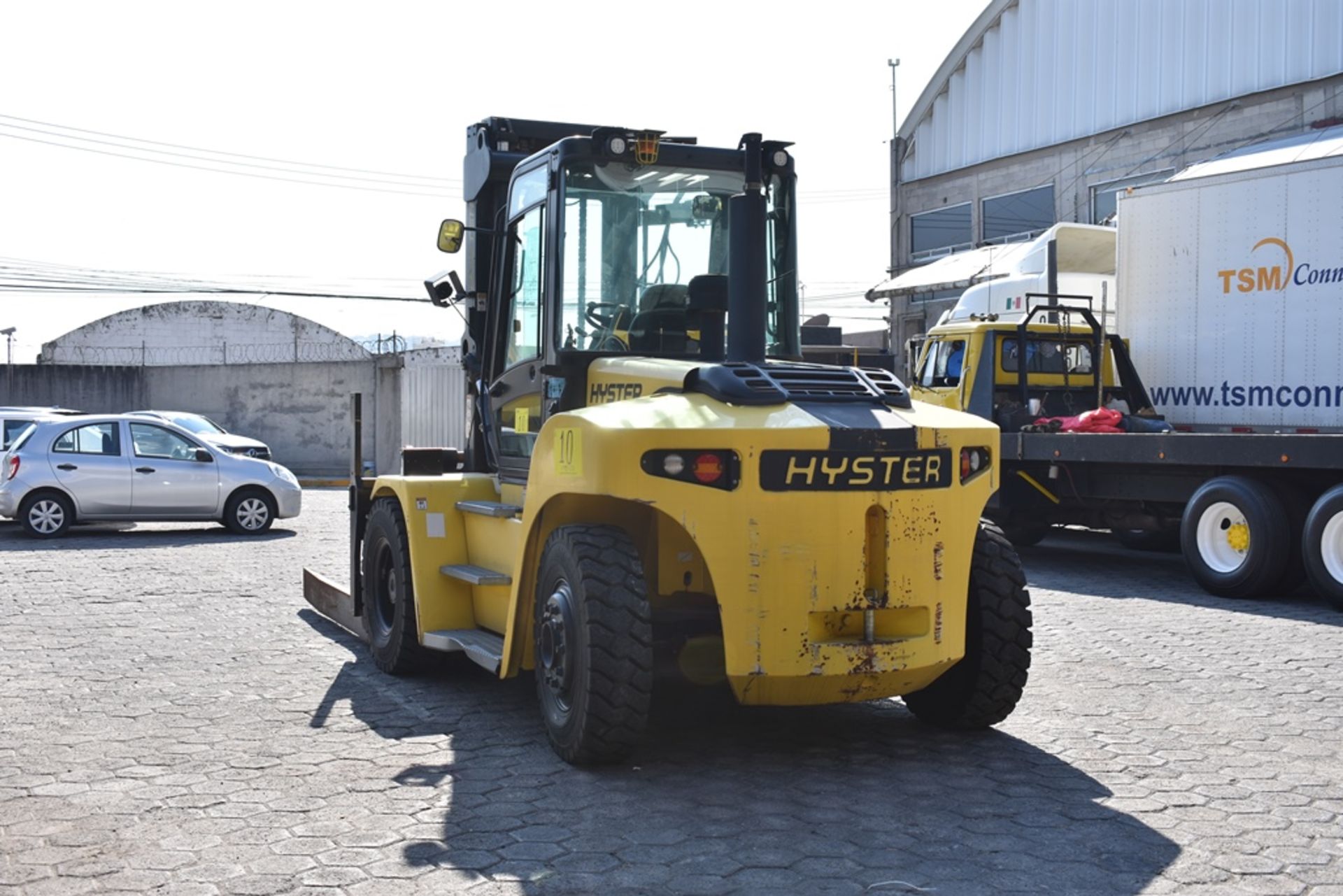 Hyster Forklift, model H210HD2, year 2017, 19,100 lb capacity, 2450 hours - Image 25 of 131