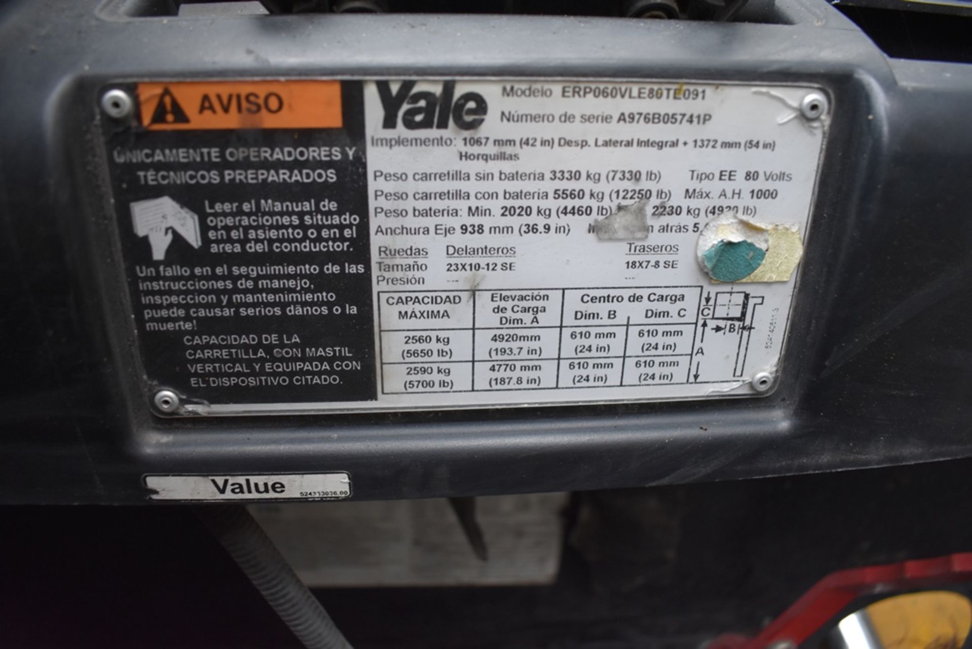 Yale electric Forklift, model ERP060VLE80TE091, 5700 lb capacity - Image 32 of 34