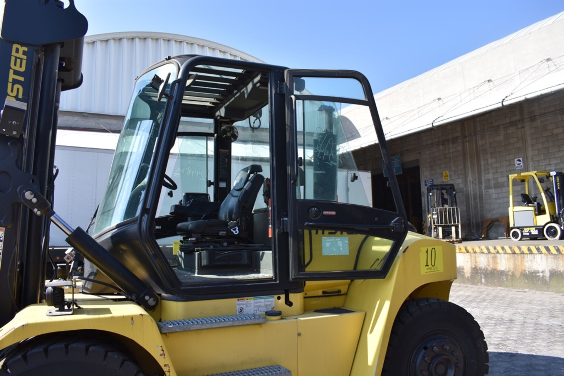 Hyster Forklift, model H210HD2, year 2017, 19,100 lb capacity, 2450 hours - Image 67 of 131