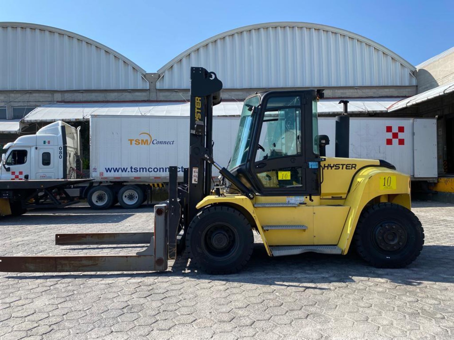 Hyster Forklift, model H210HD2, year 2017, 19,100 lb capacity, 2450 hours - Image 5 of 131