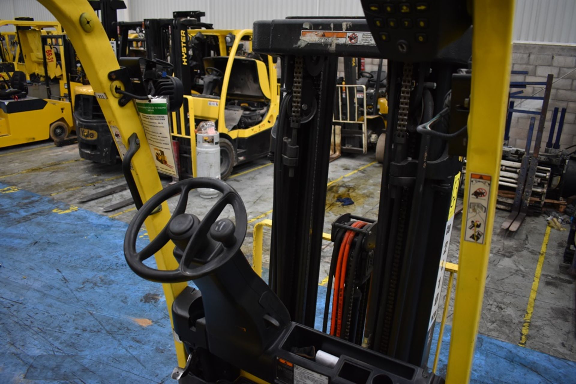 Hyster electric Forklift, model E50XN-27, capacity 4800 lb - Image 35 of 44