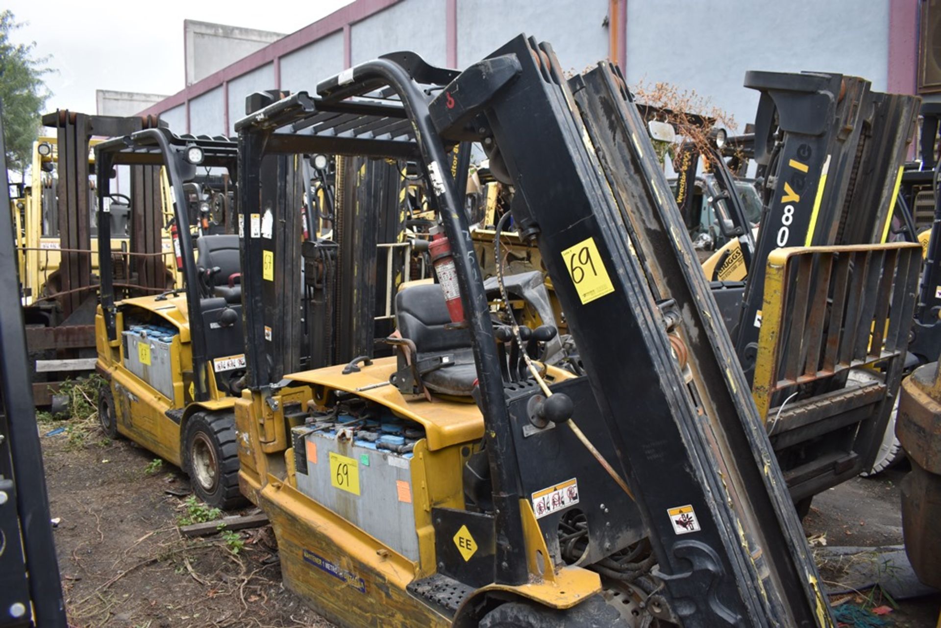 (2) 2016 Yale Forklift, 5700 lb capacity - Image 3 of 73