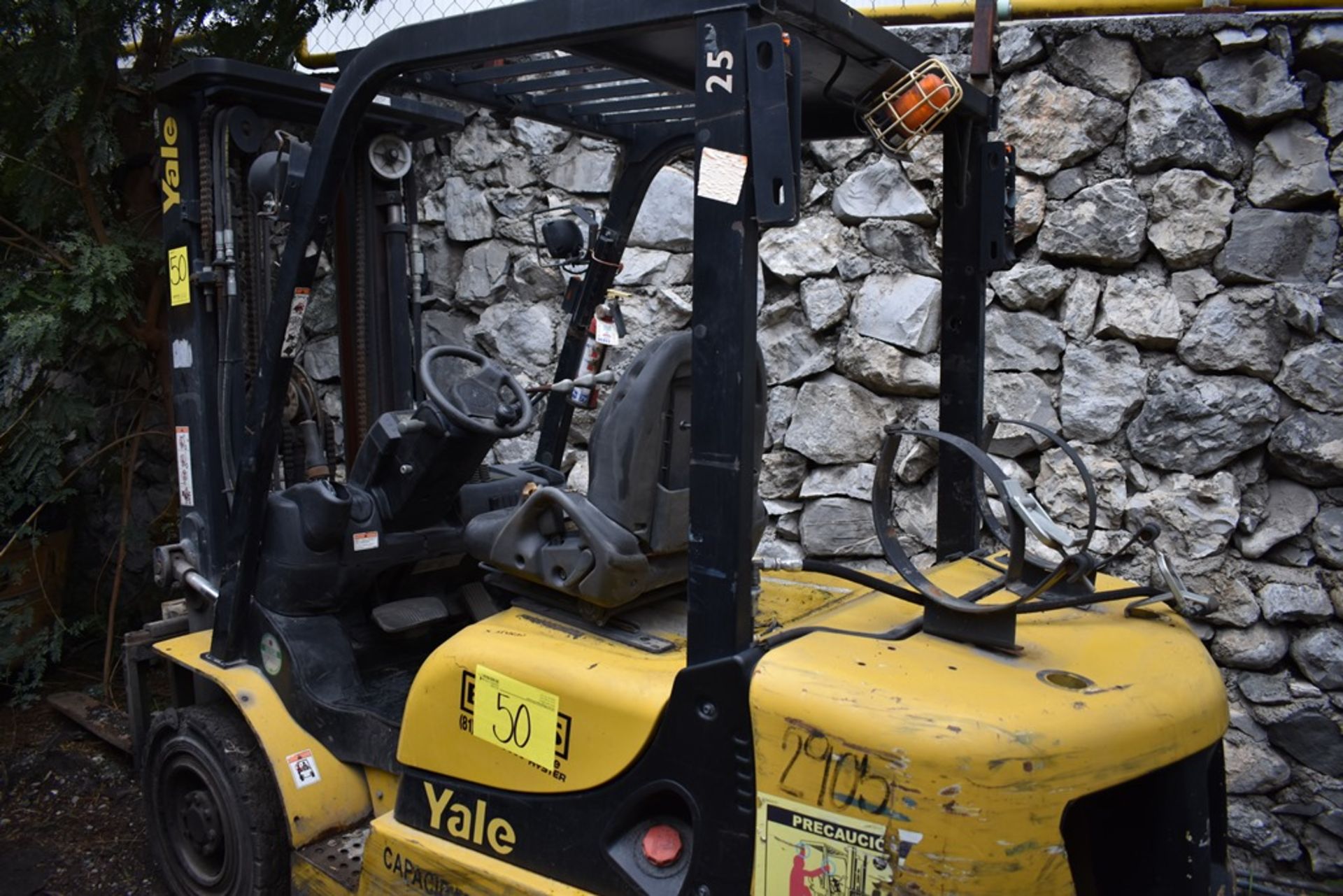 Yale Forklift, model GTP25MX, S/N D871R02905P, year 2016, 5000 lb capacity - Image 9 of 47
