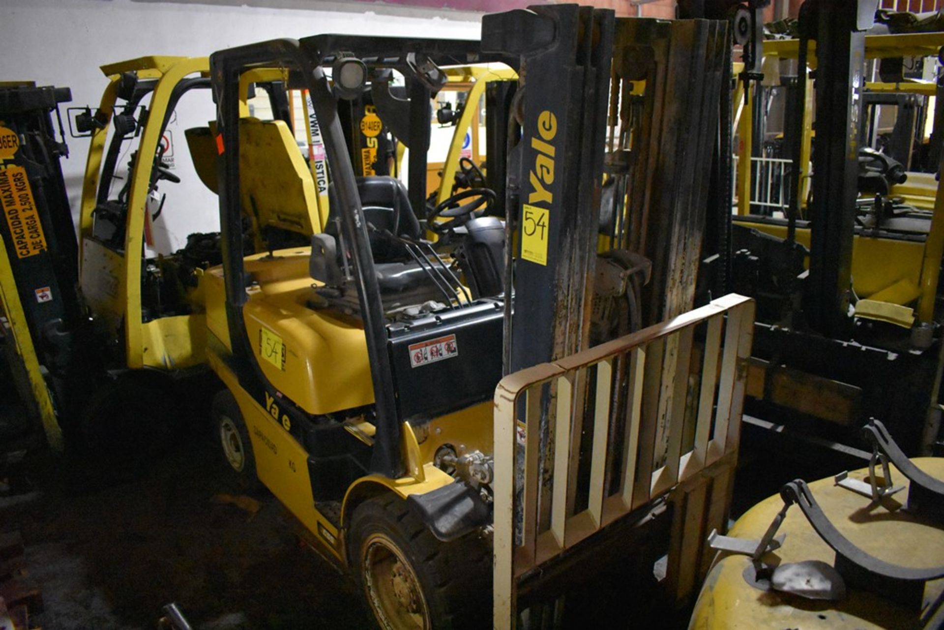 Yale Forklift, model GLP060VXNDAE087, 5750 lb capacity - Image 6 of 44