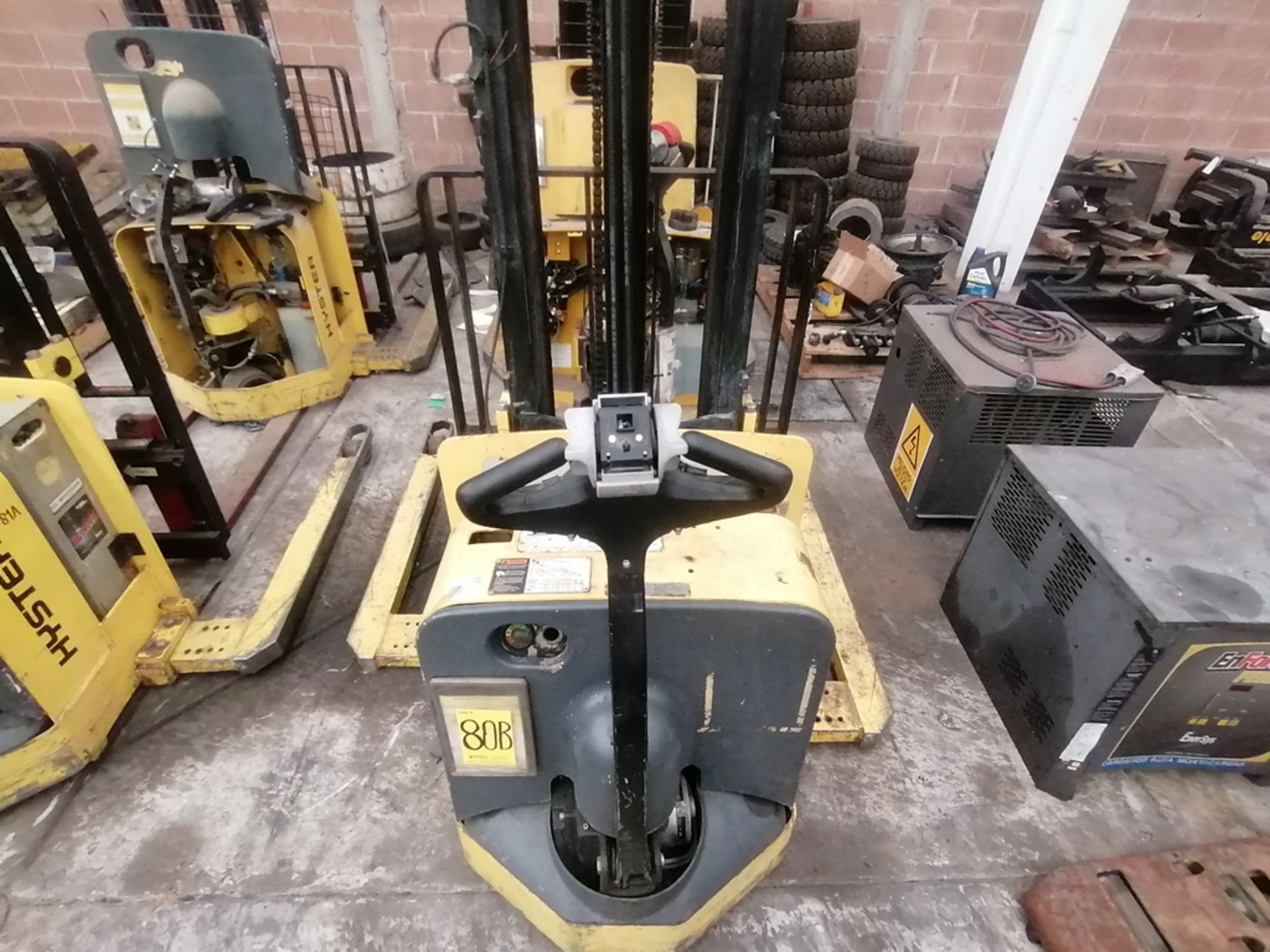 (2) Hyster Electric Pallet Truck, model 15W25ZA2 y W25ZA2 - Image 24 of 98