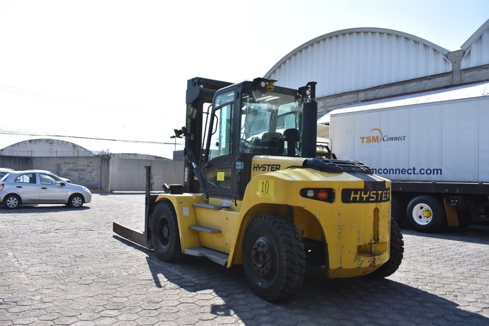 Hyster Forklift, model H210HD2, year 2017, 19,100 lb capacity, 2450 hours - Image 27 of 131