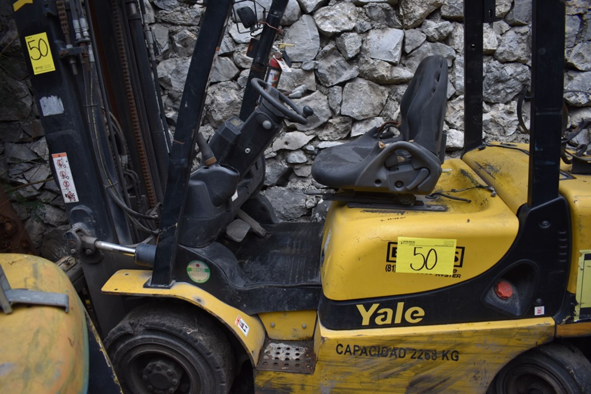 Yale Forklift, model GTP25MX, S/N D871R02905P, year 2016, 5000 lb capacity - Image 15 of 47