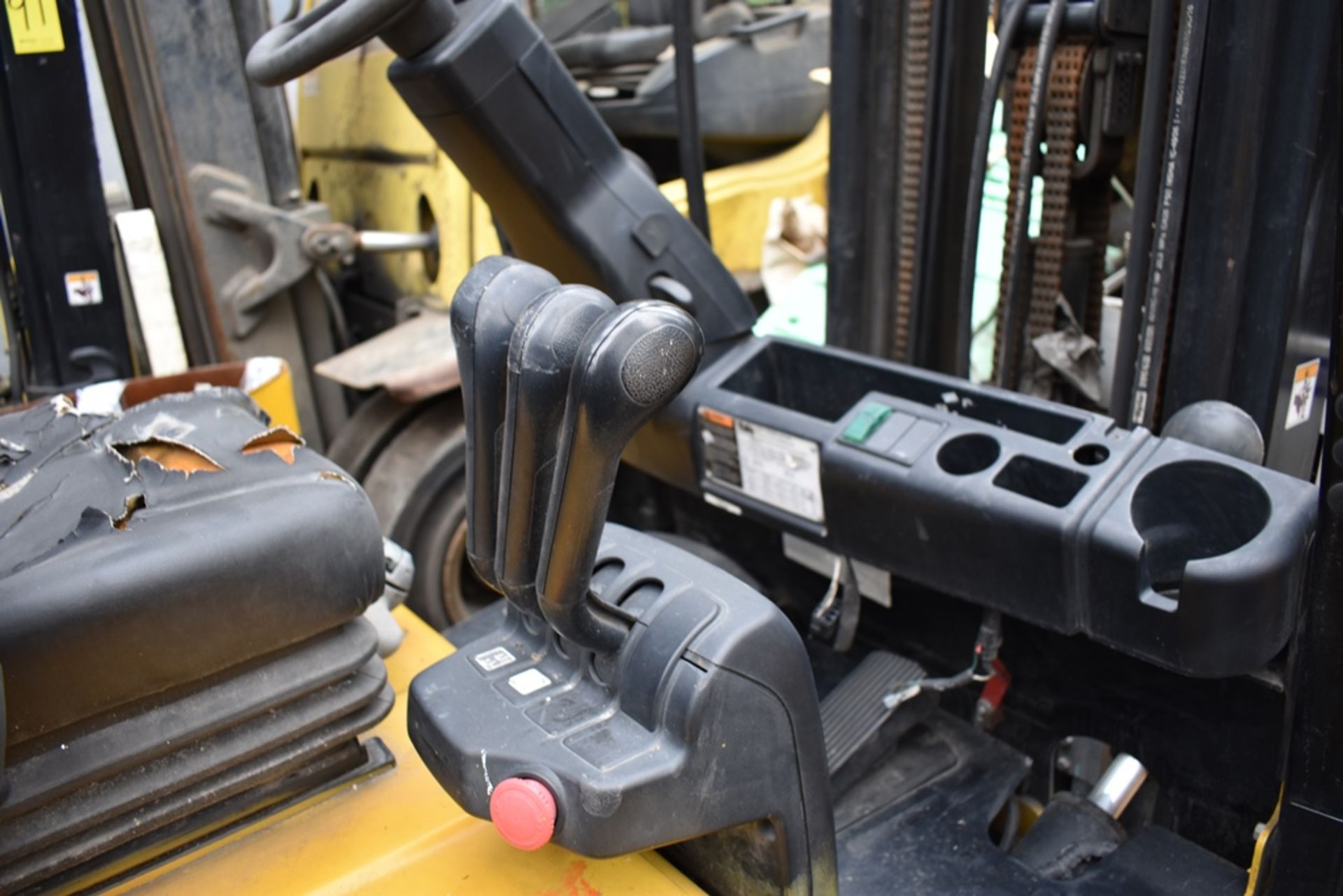 (2) 2016 Yale Forklift, 5700 lb capacity - Image 44 of 73