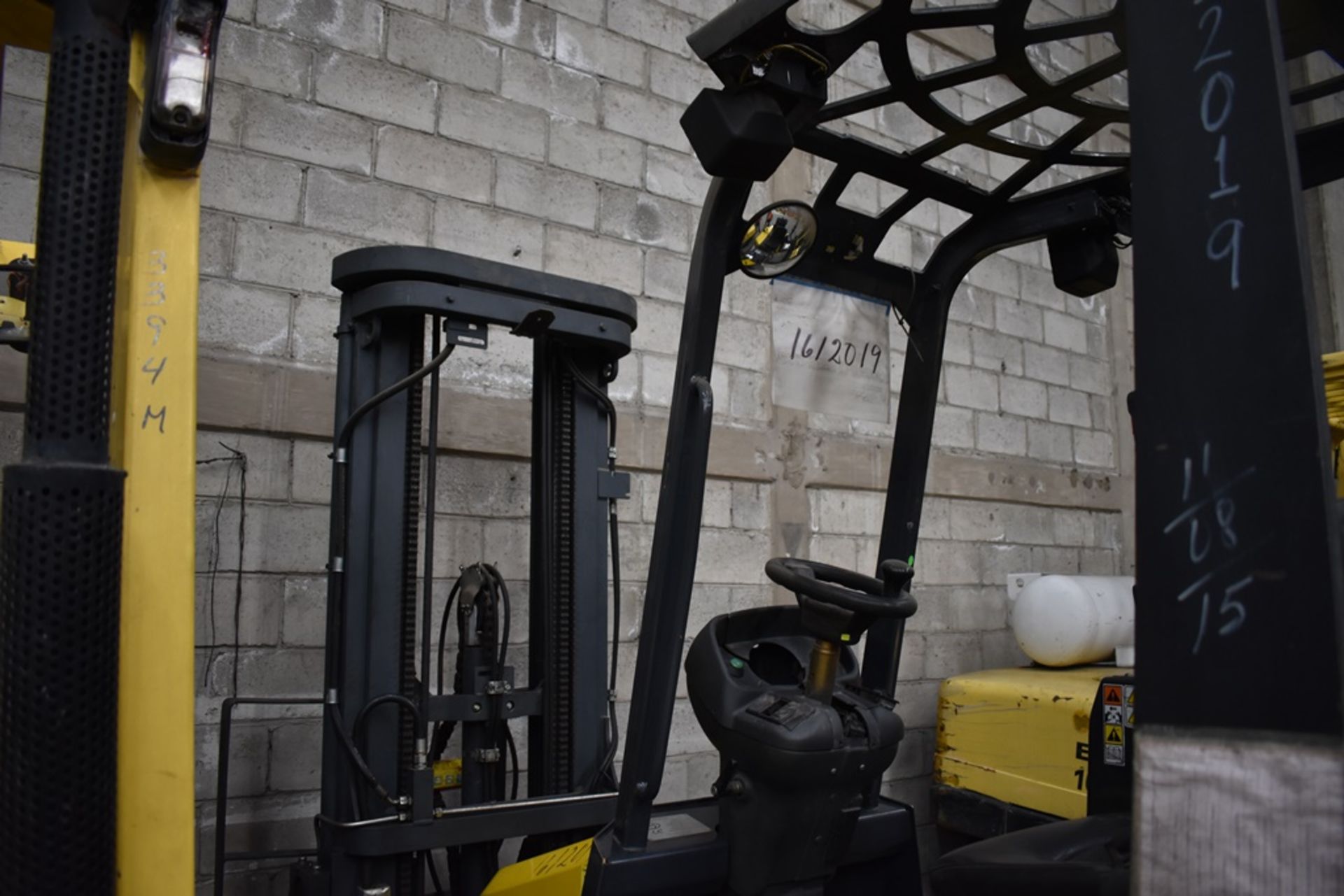 Aisle-master Forklift, model 20S, 2 tons capacity - Image 26 of 50