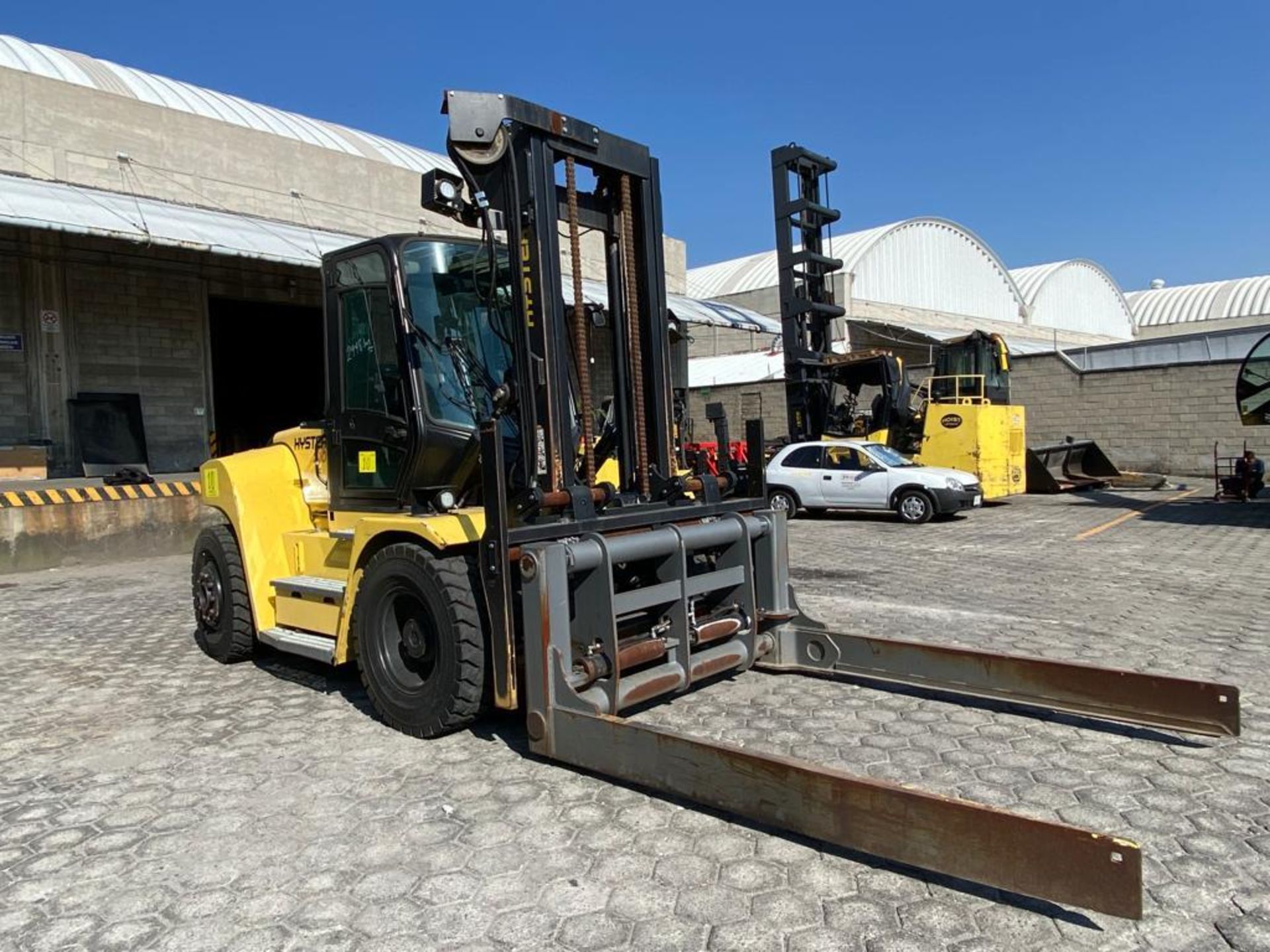 Hyster Forklift, model H210HD2, year 2017, 19,100 lb capacity, 2450 hours - Image 21 of 131