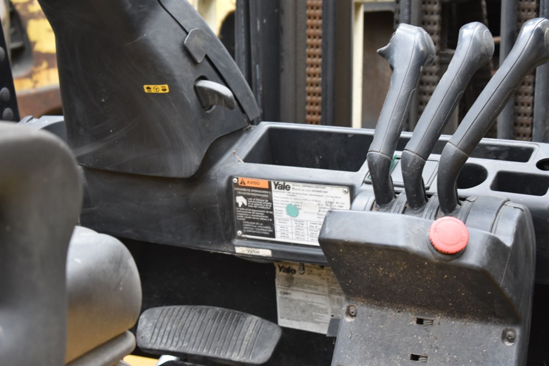 Yale electric Forklift, model ERP060VLE80TE091, 5700 lb capacity - Image 8 of 50