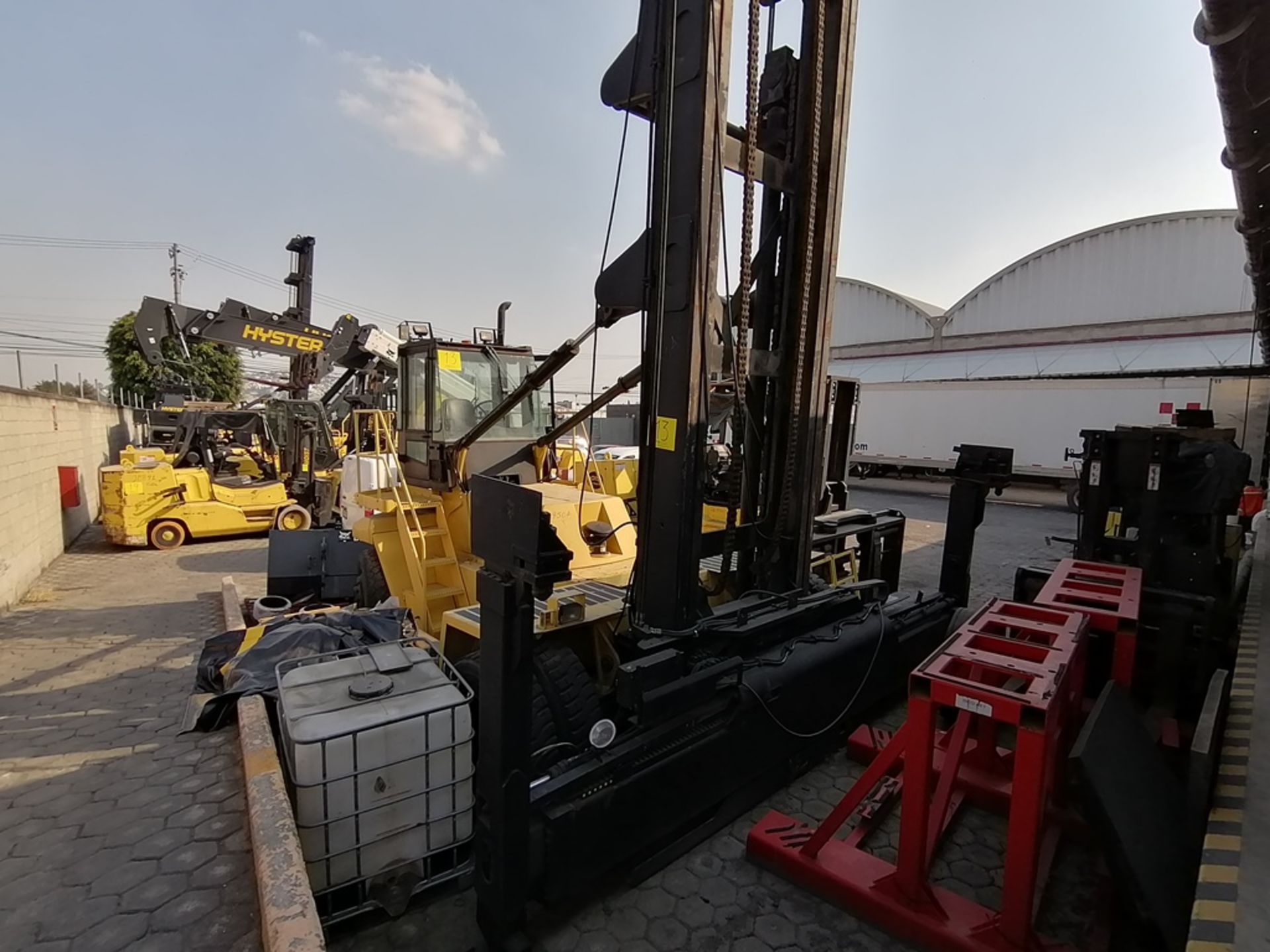 2003 Hyster Container handler, model H400H-ECH, 8,700 lb capacity - Image 10 of 60