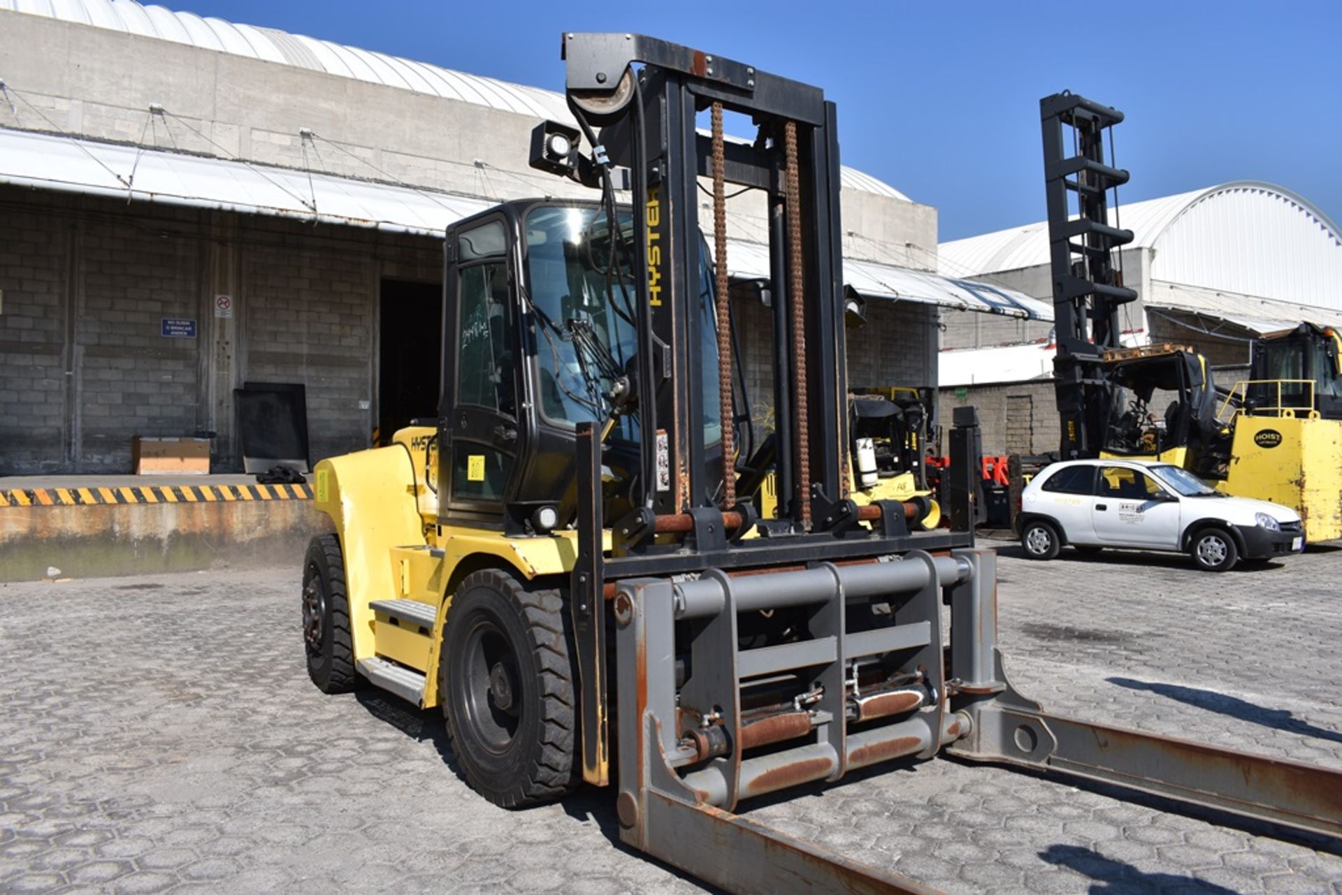 Hyster Forklift, model H210HD2, year 2017, 19,100 lb capacity, 2450 hours - Image 111 of 131