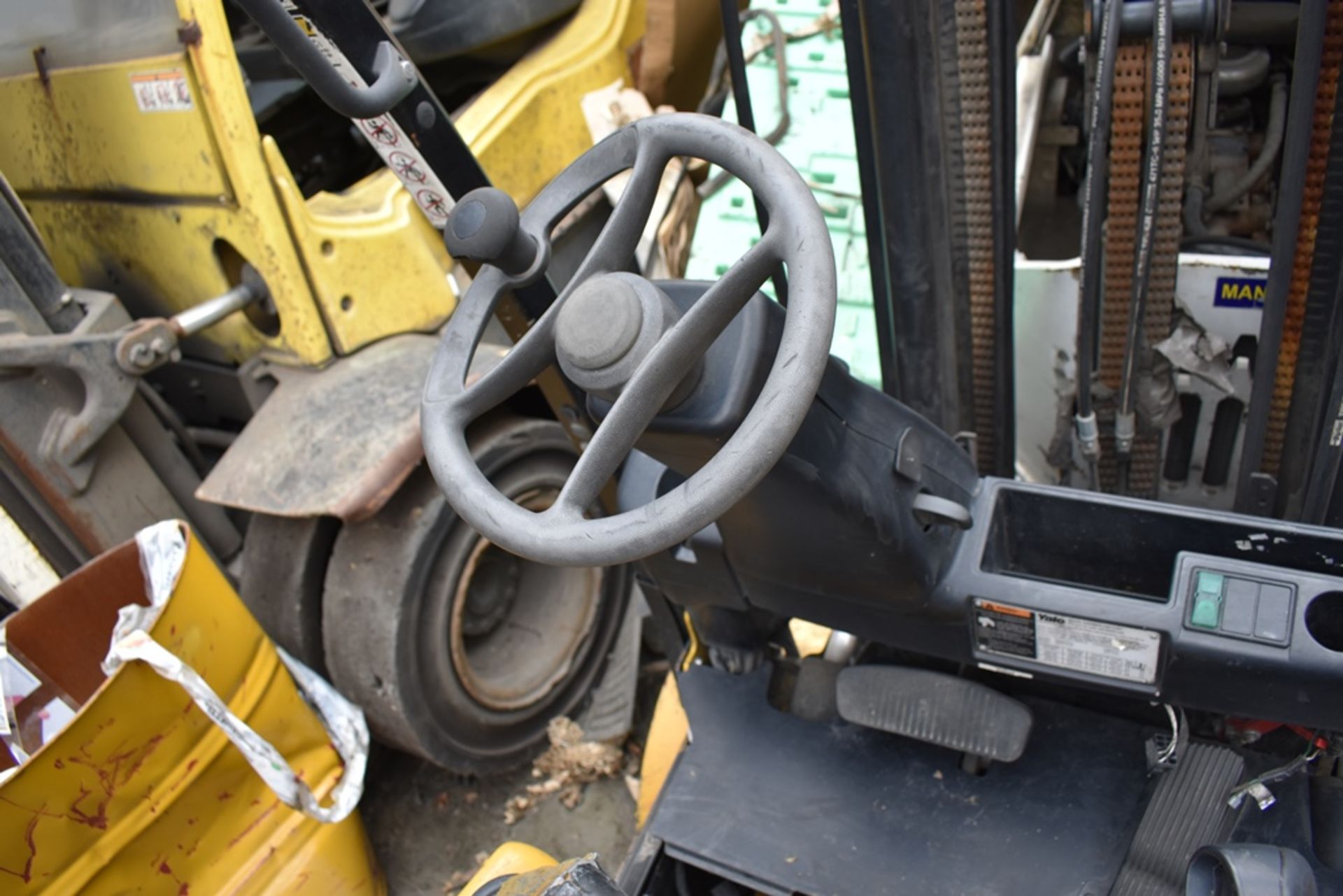 (2) 2016 Yale Forklift, 5700 lb capacity - Image 45 of 73