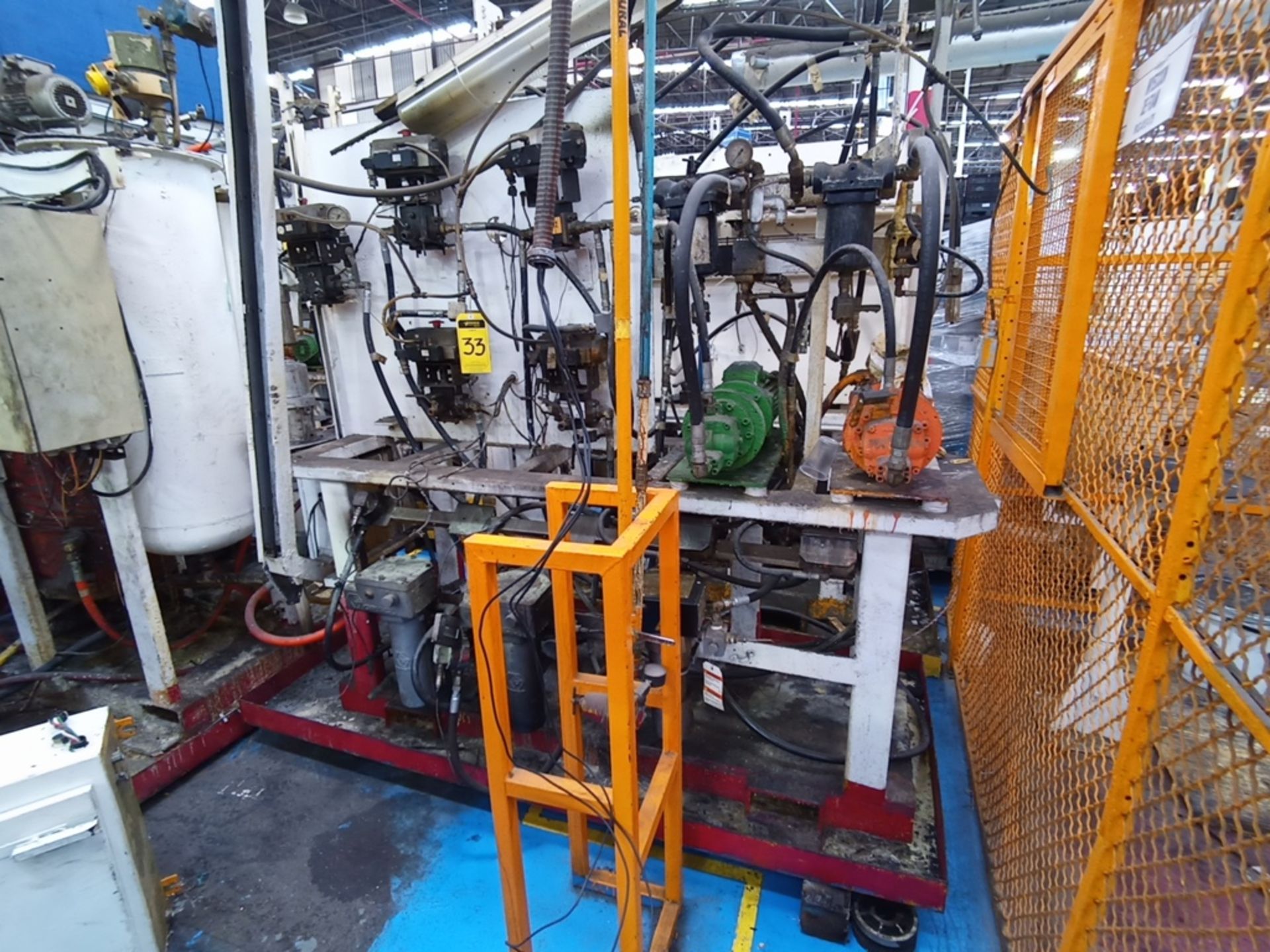 Industrial station for polyurethane injection rotary carousel type - Image 16 of 47
